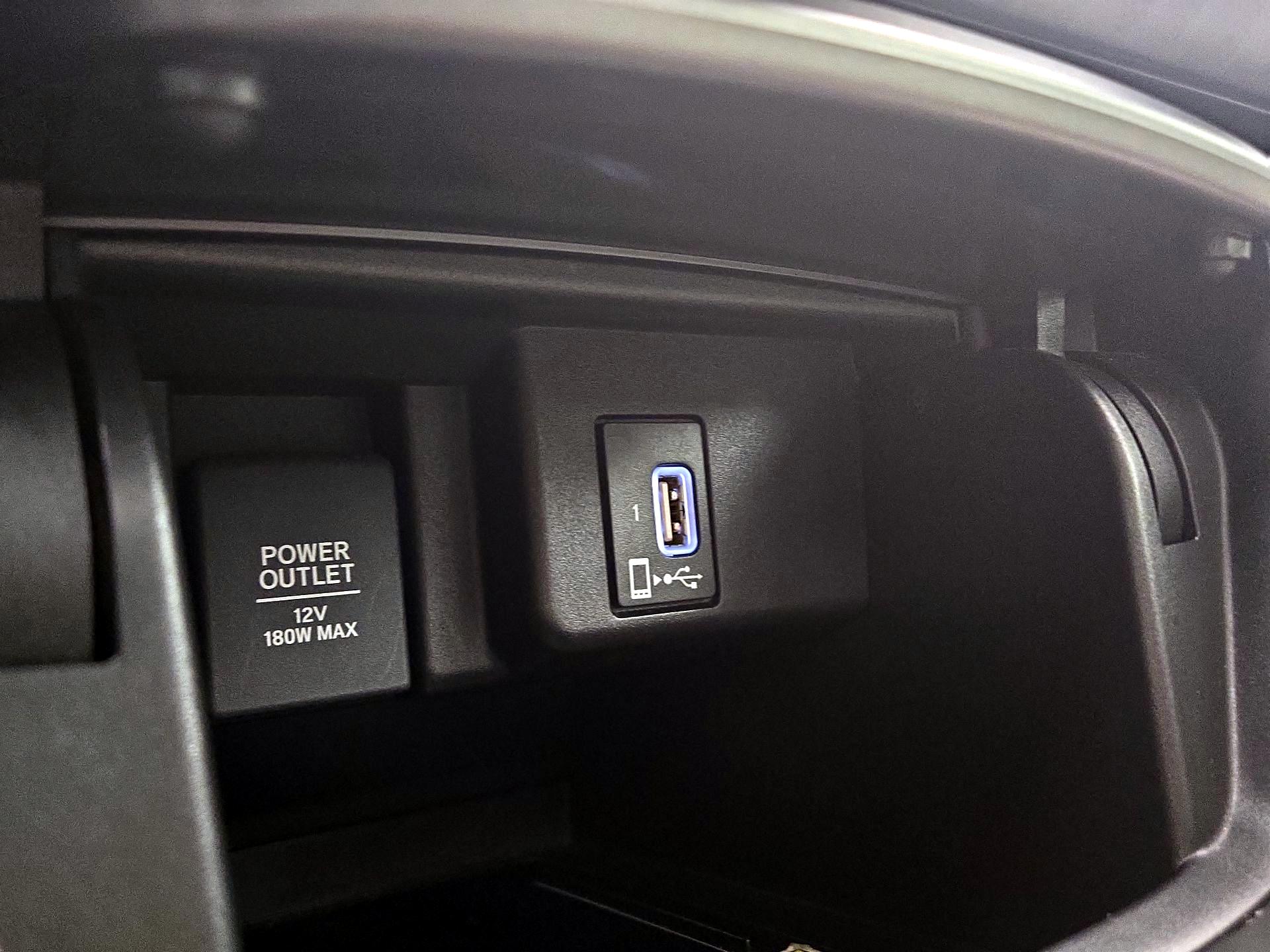 Thumbnail: 2018 Honda Accord - 18