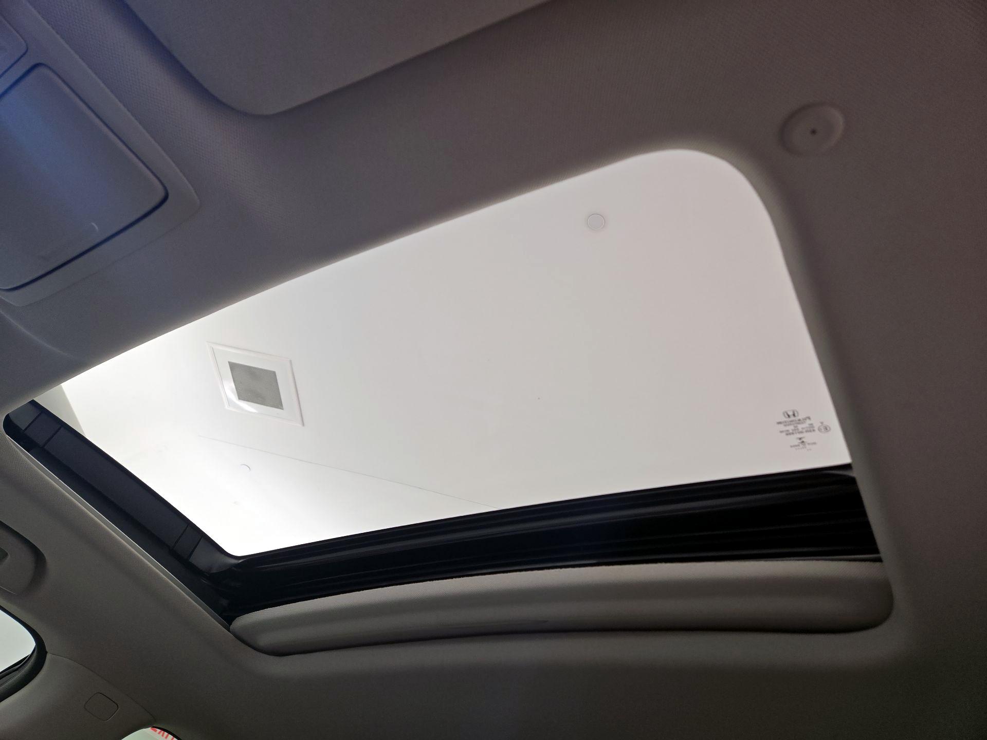 Thumbnail: 2018 Honda Accord - 19