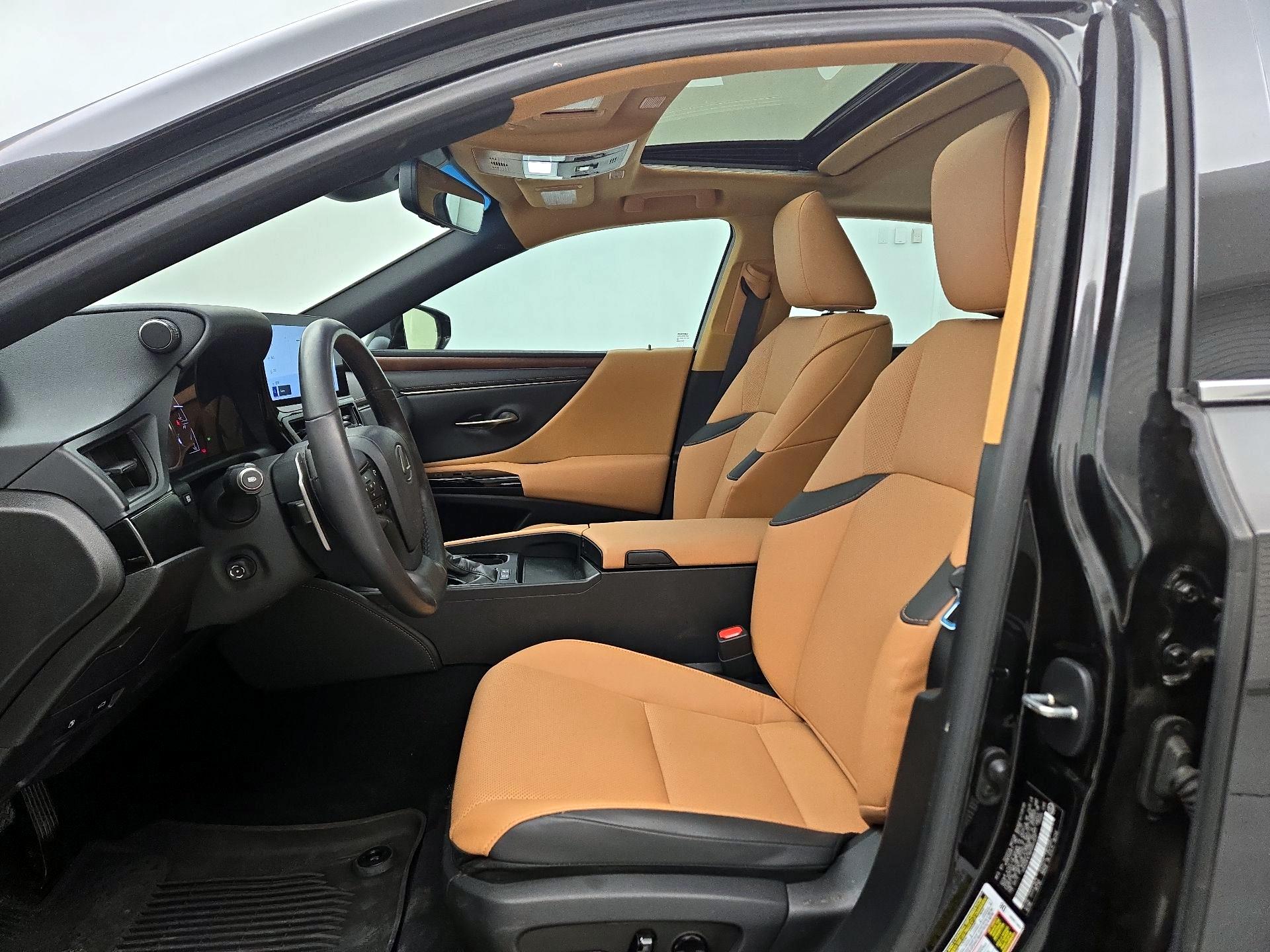 Thumbnail: 2023 Lexus ES - 11