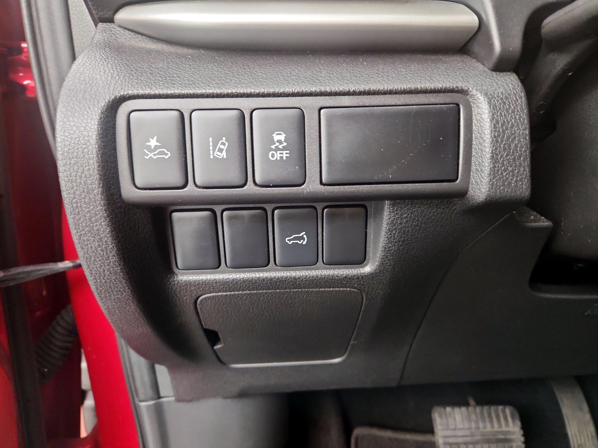 Thumbnail: 2024 Mitsubishi Eclipse Cross - 13