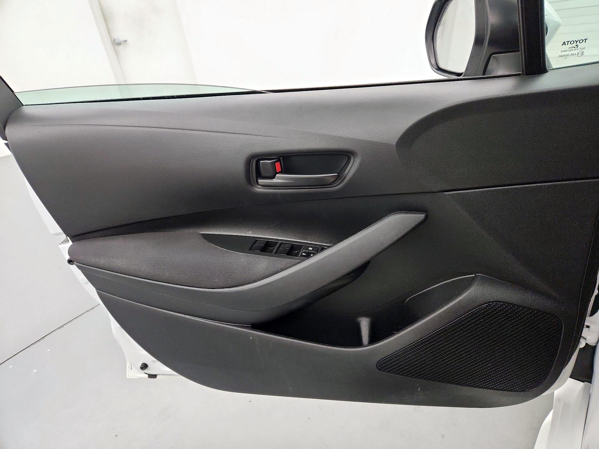 Thumbnail: 2023 Toyota Corolla - 12