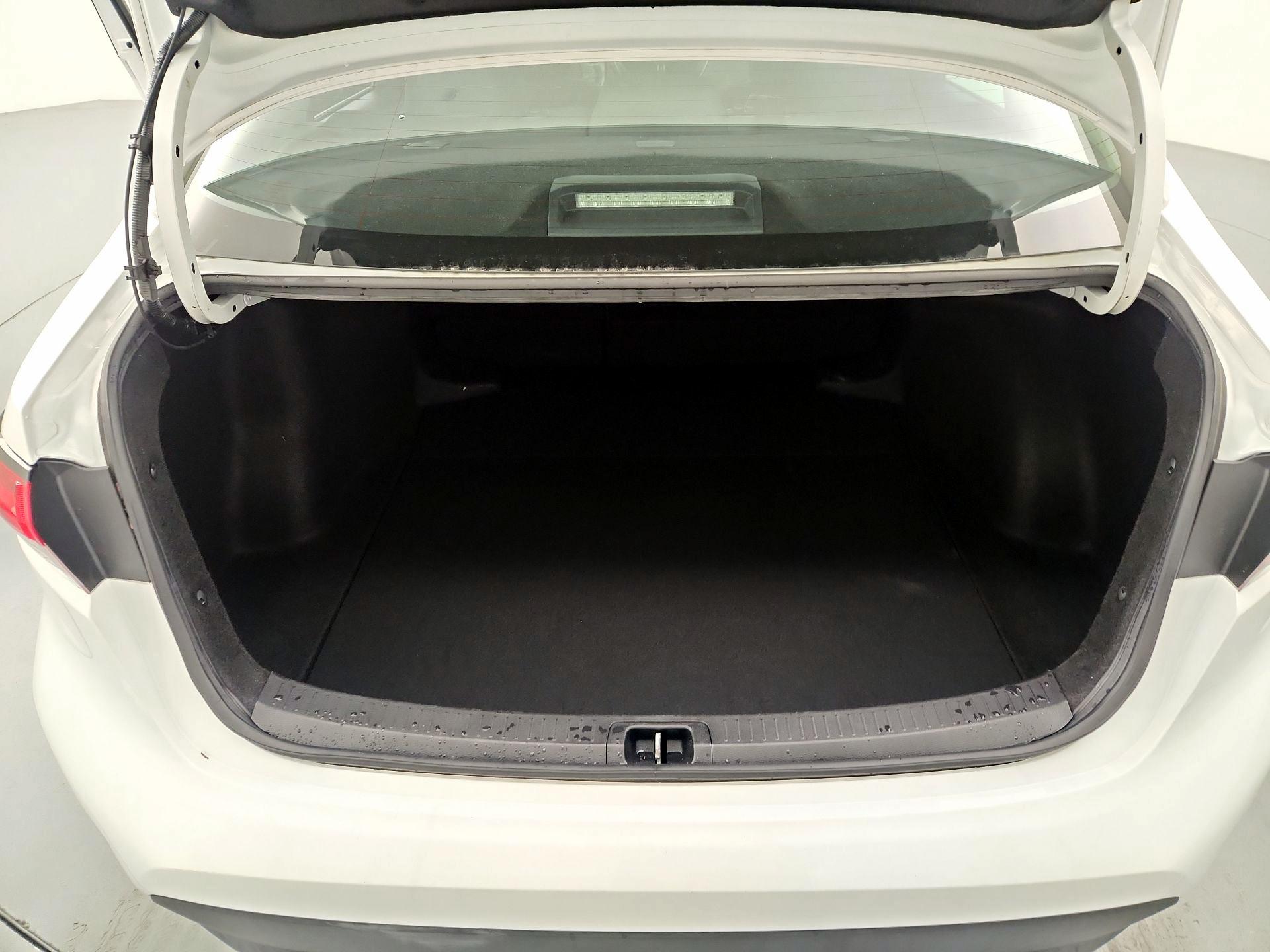 Thumbnail: 2023 Toyota Corolla - 20