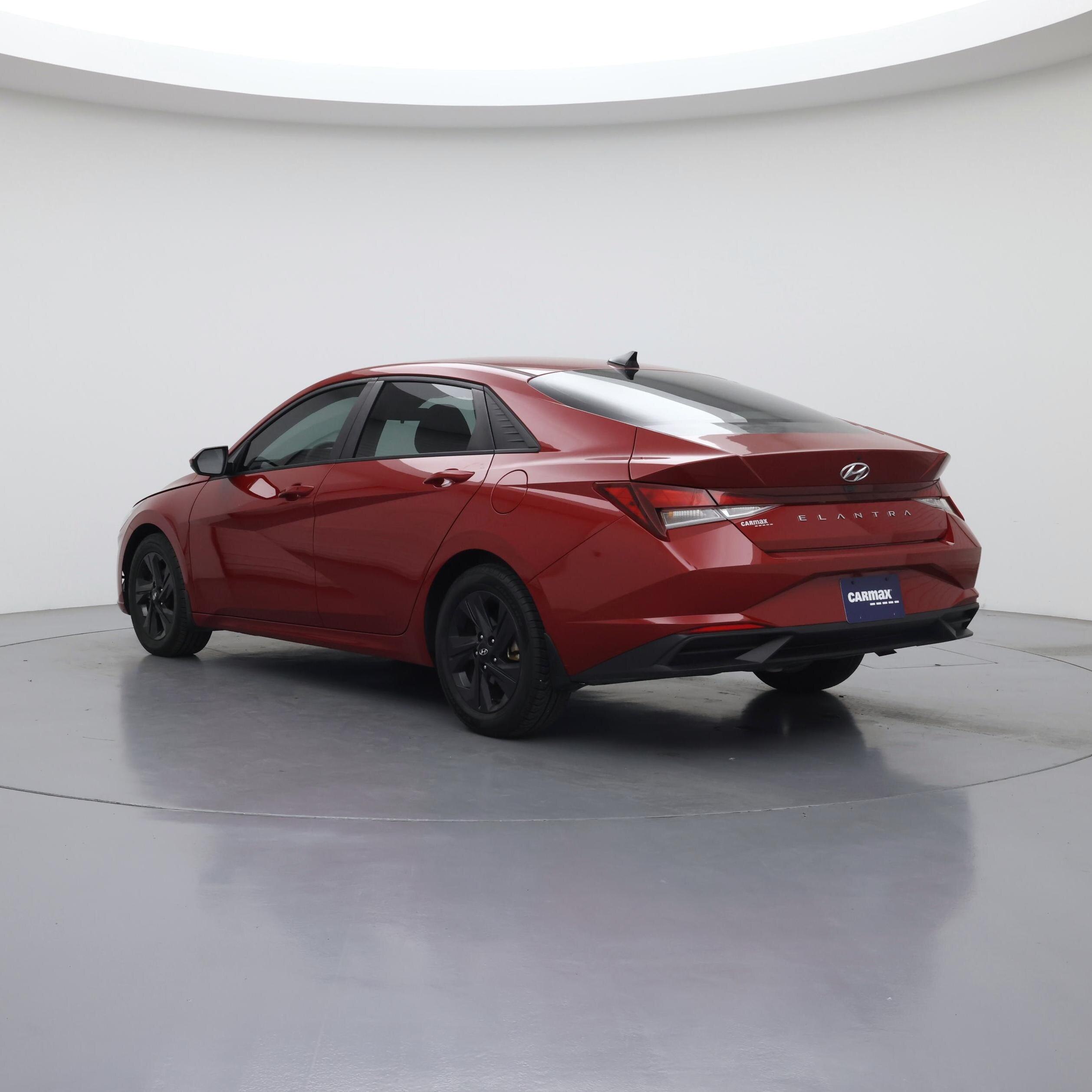 Thumbnail: 2022 Hyundai Elantra - 2