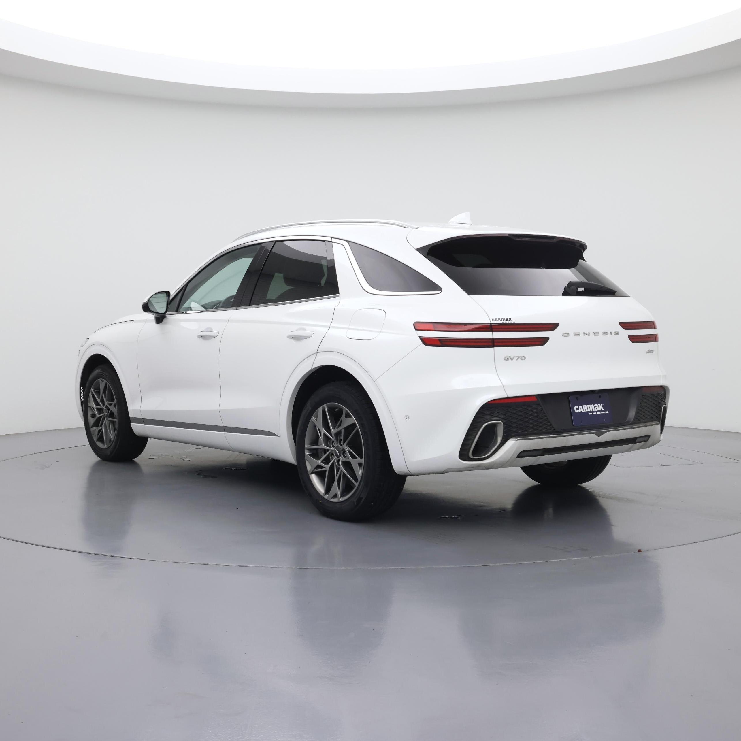 Thumbnail: 2023 Genesis GV70 - 2