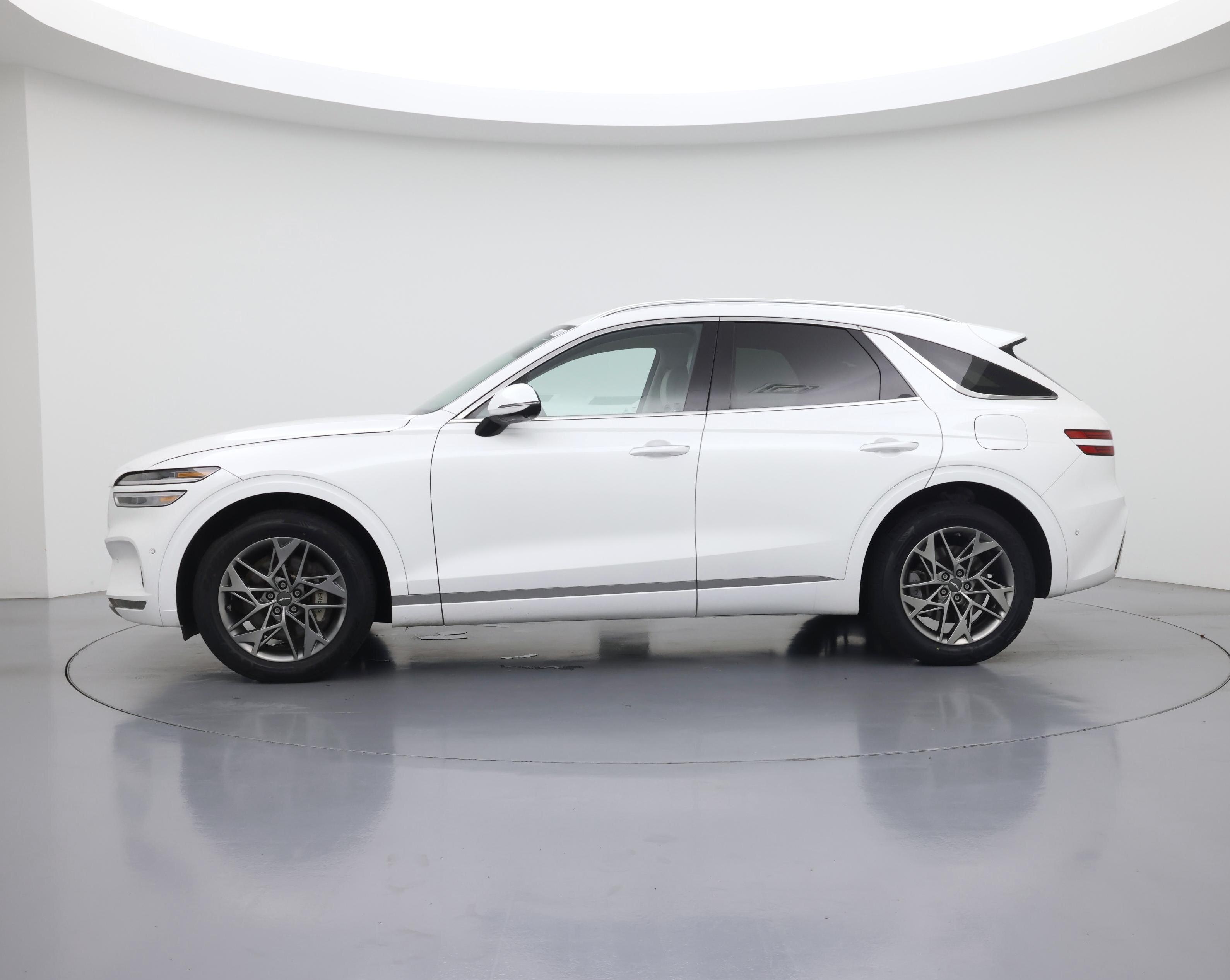 Thumbnail: 2023 Genesis GV70 - 3