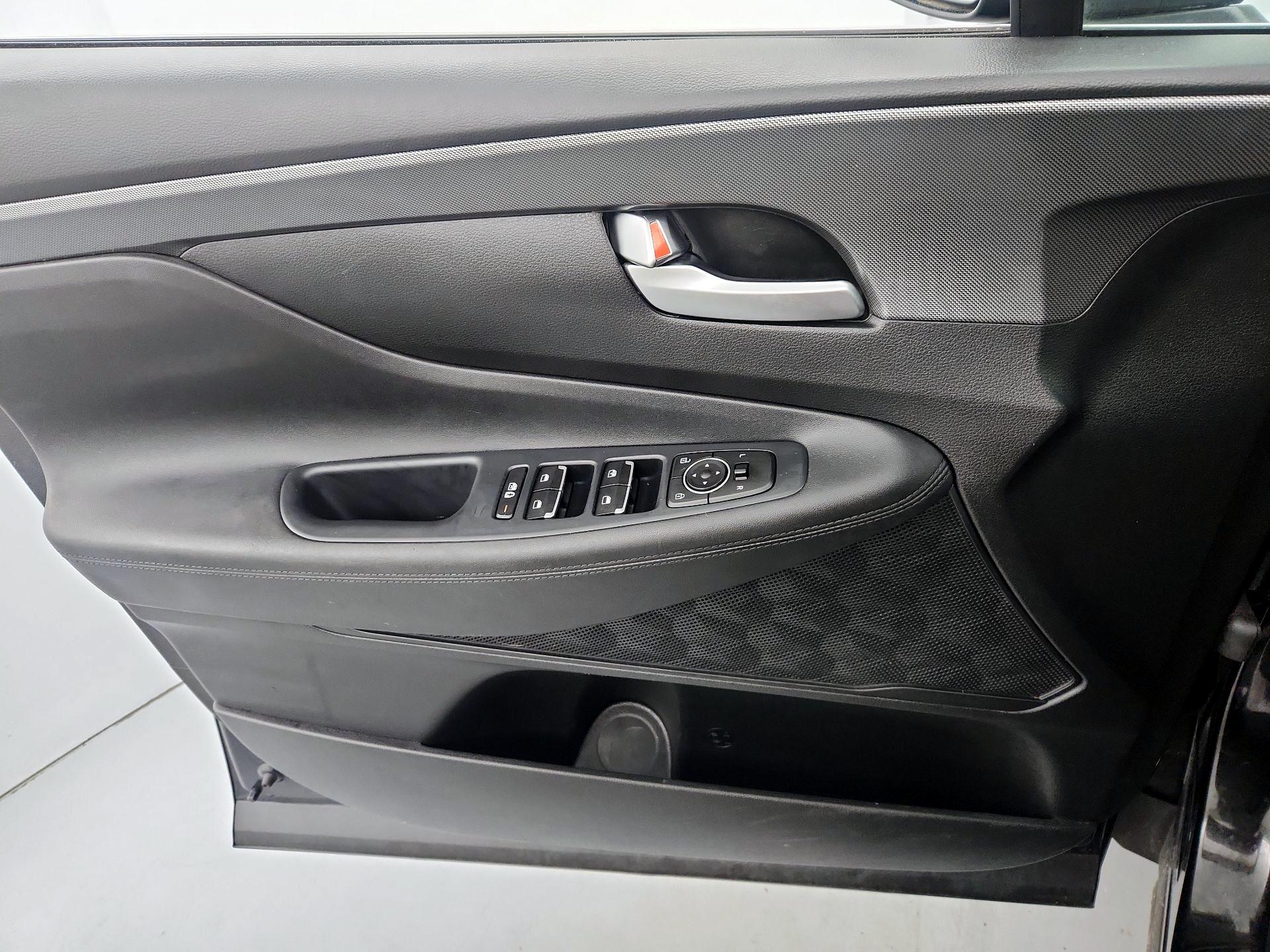 Thumbnail: 2023 Hyundai Santa Fe - 12