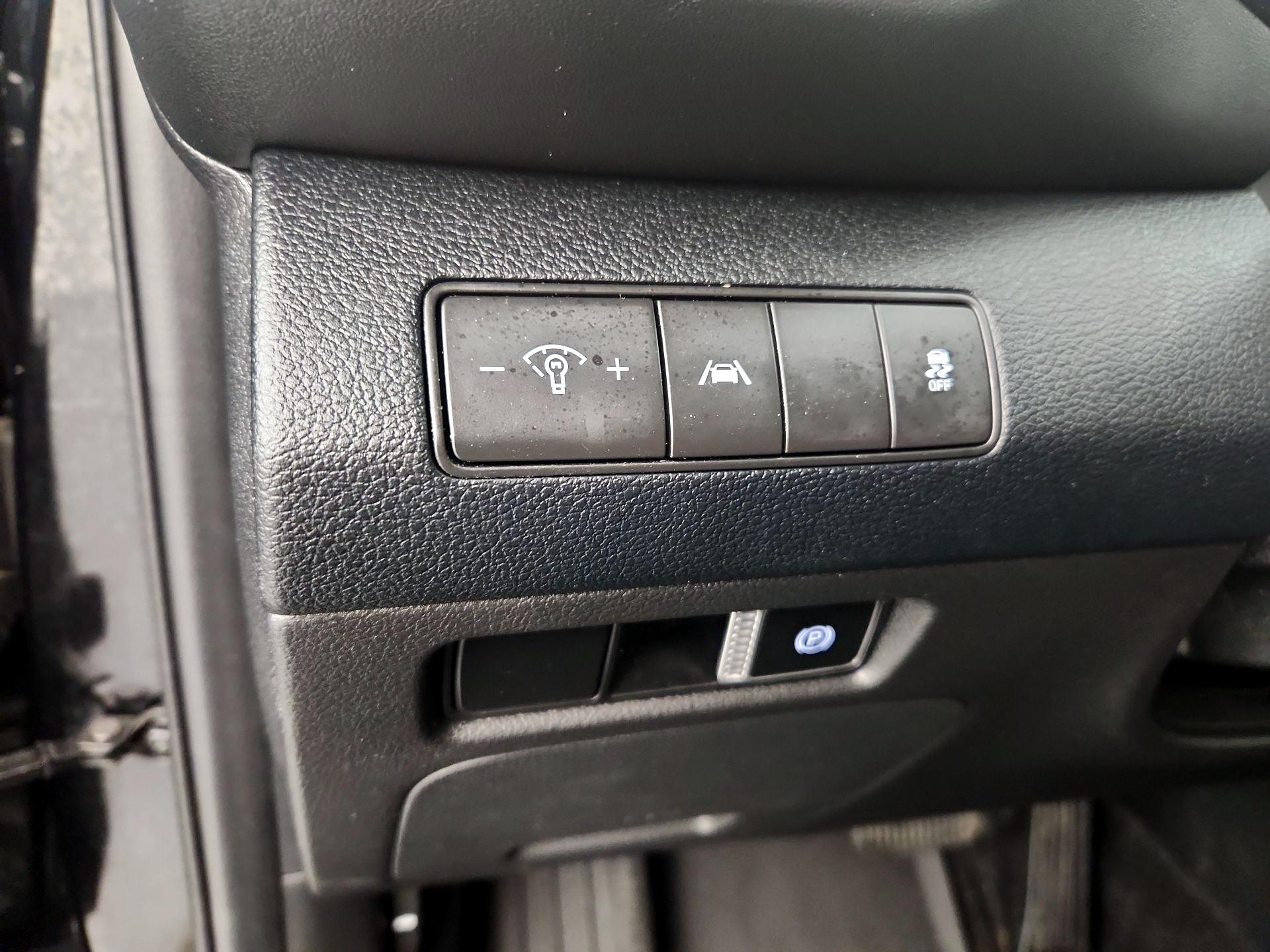 Thumbnail: 2023 Hyundai Santa Fe - 13