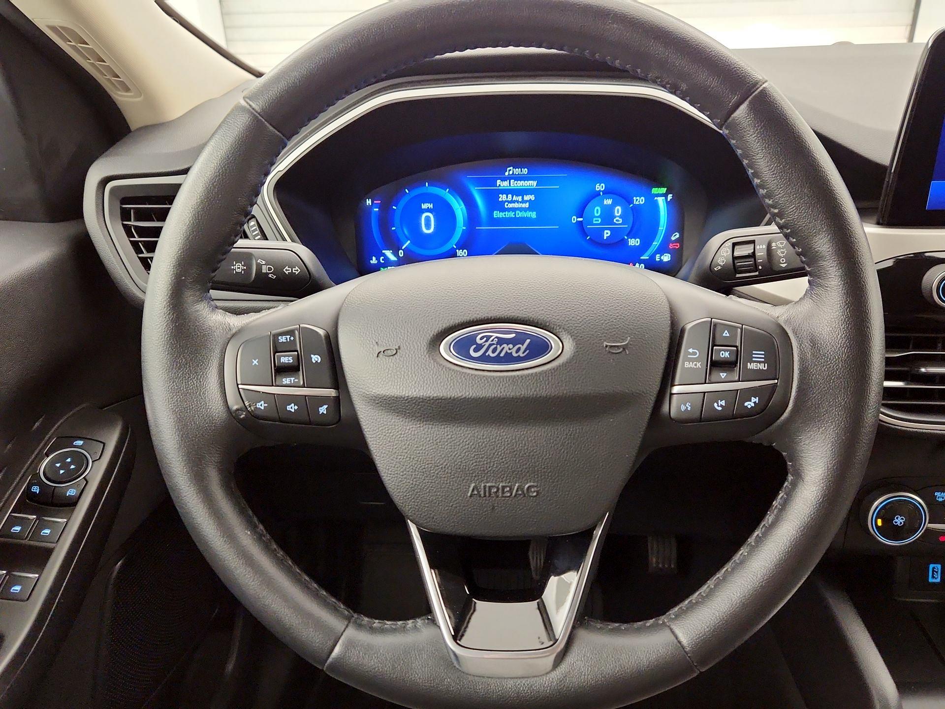 Thumbnail: 2020 Ford Escape - 10