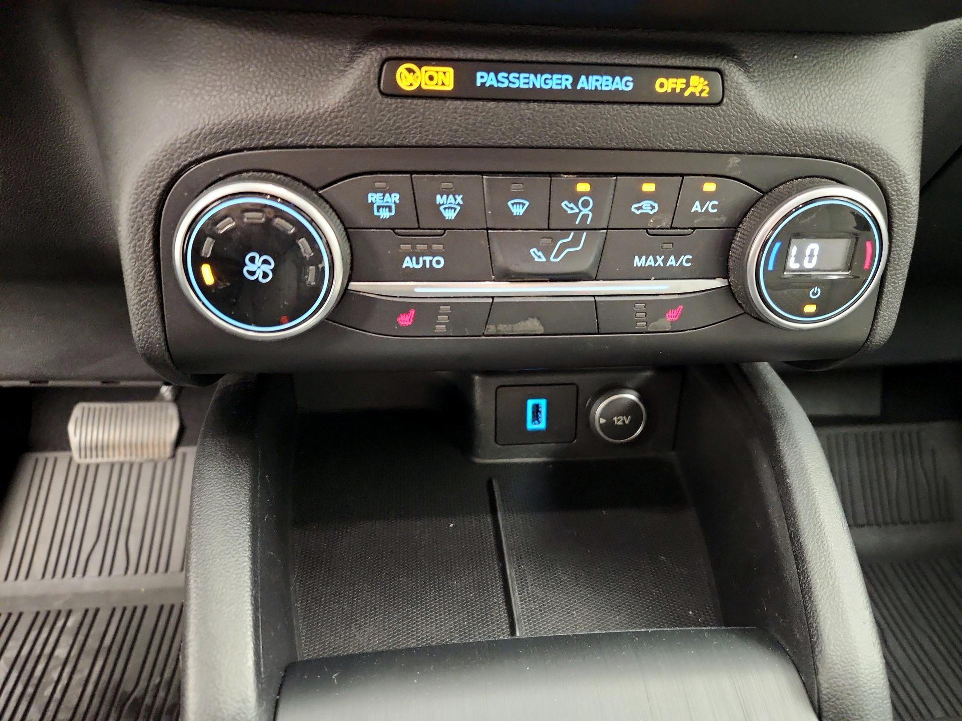 Thumbnail: 2020 Ford Escape - 16