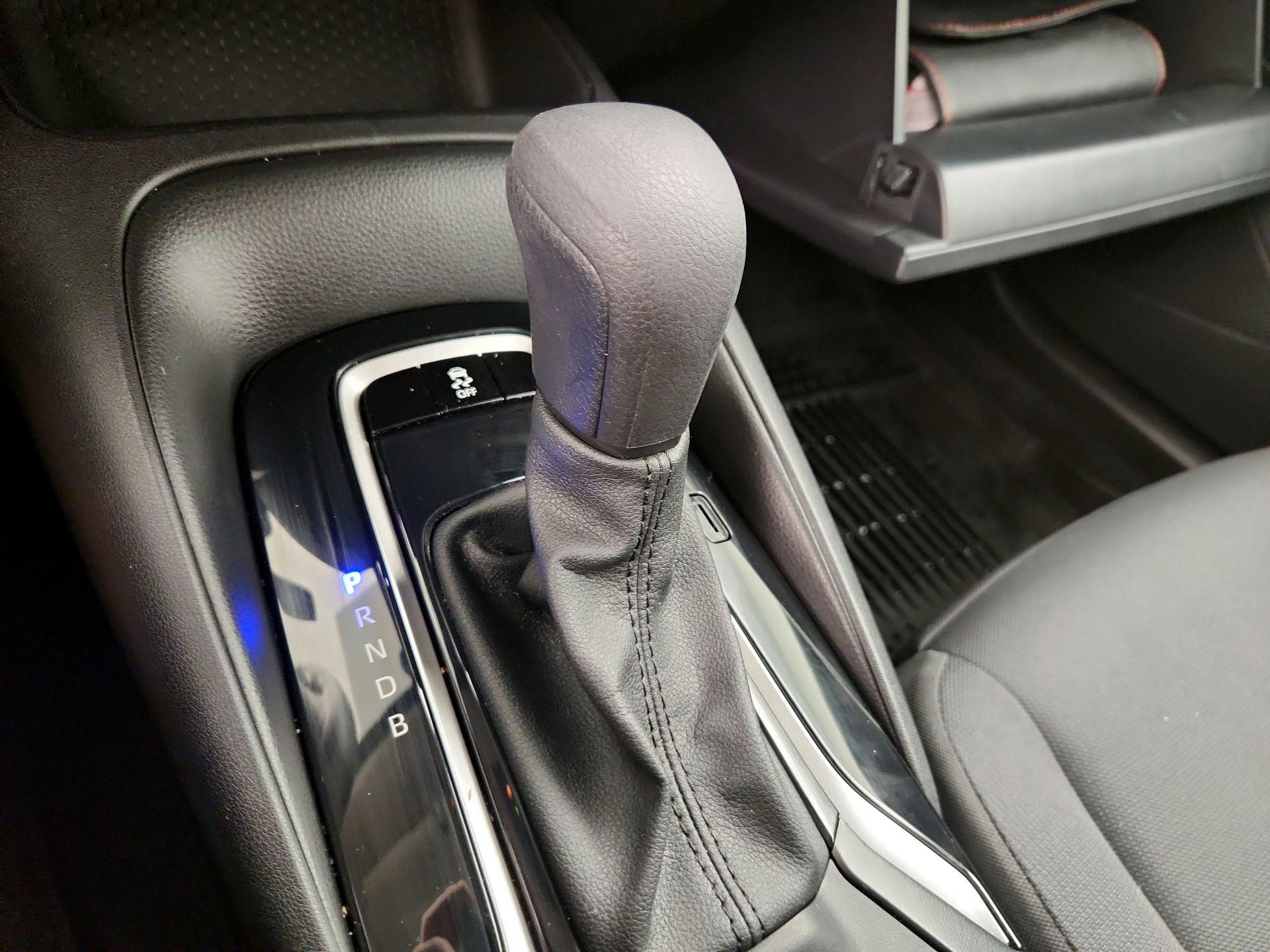 Thumbnail: 2025 Toyota Corolla - 17