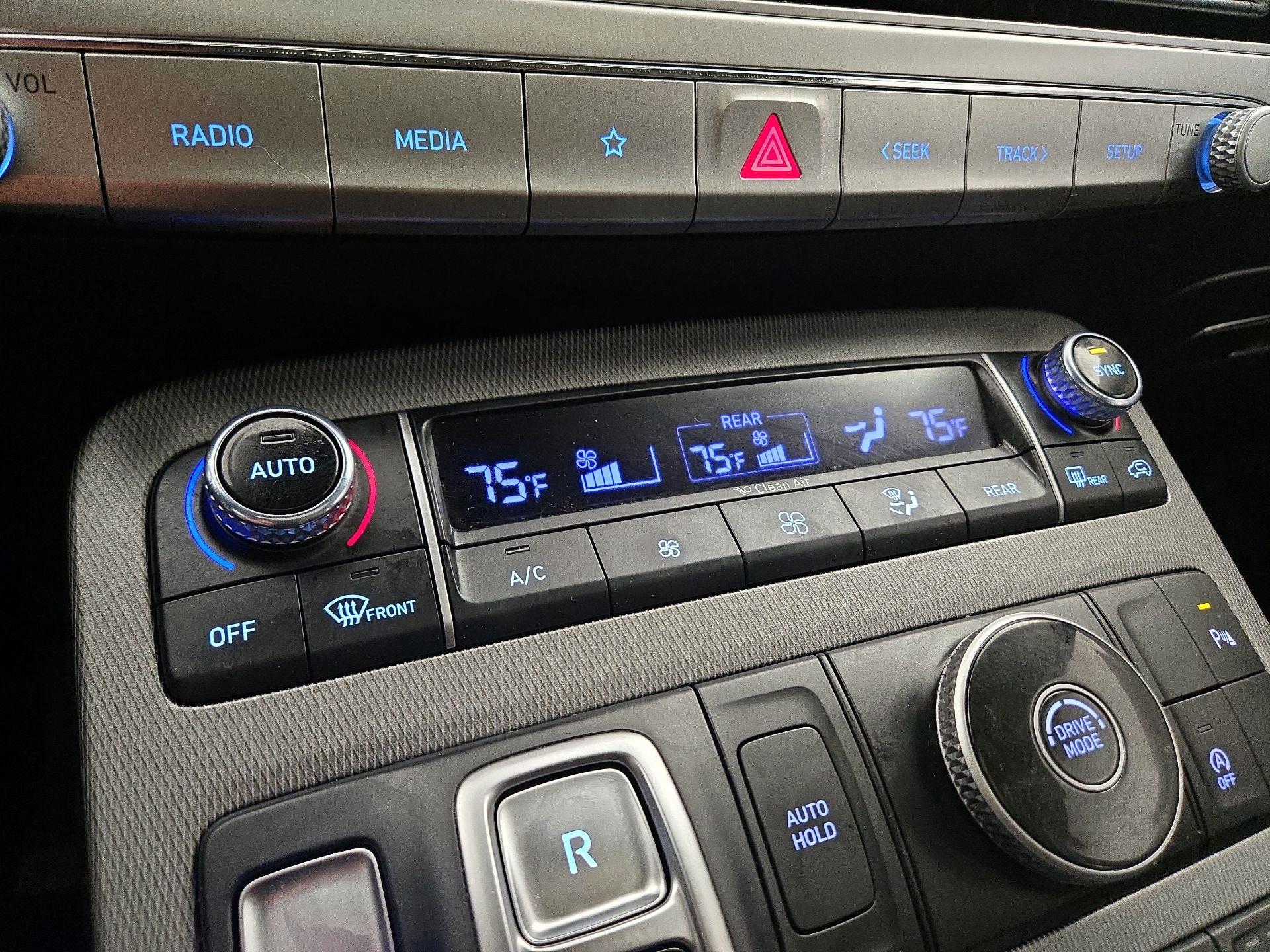 Thumbnail: 2021 Hyundai Palisade - 16