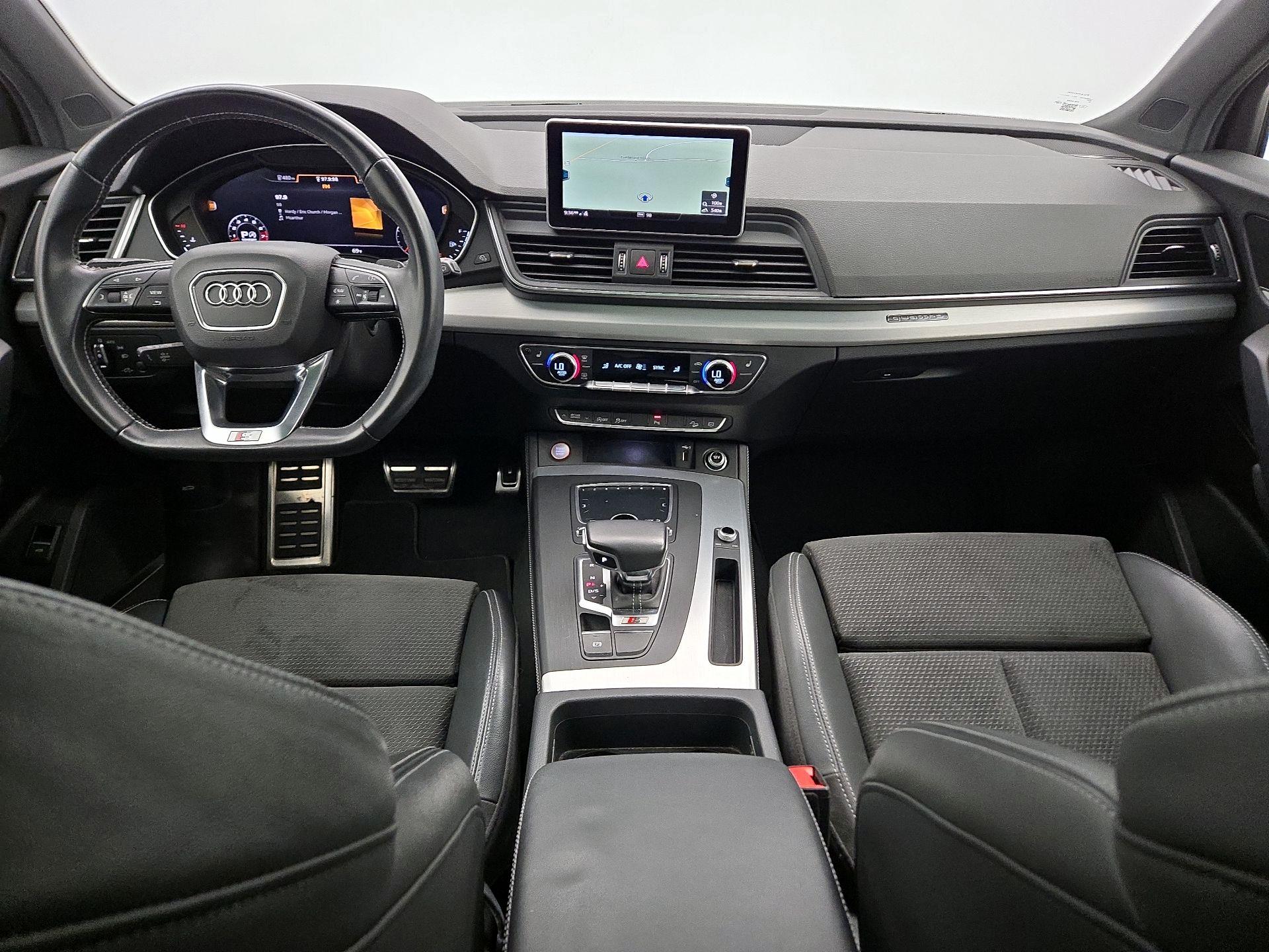 Thumbnail: 2020 Audi SQ5 - 9