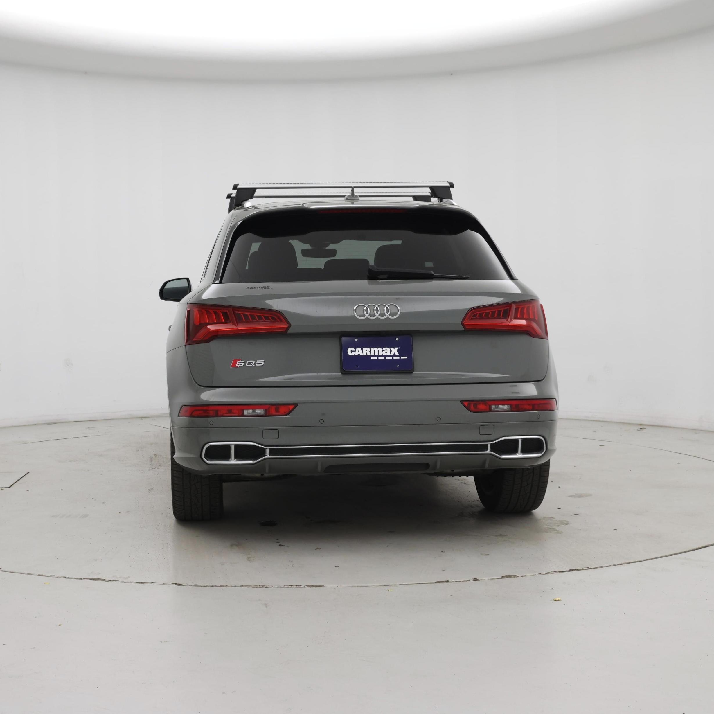 Thumbnail: 2020 Audi SQ5 - 6