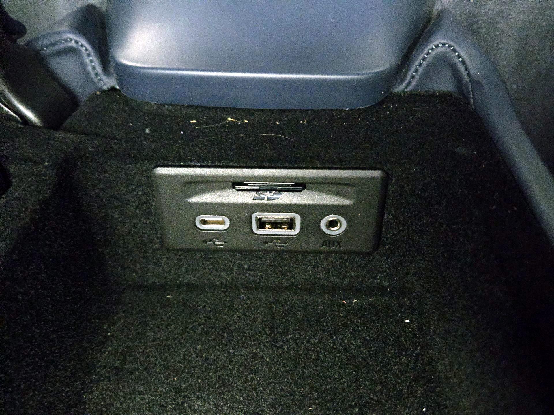 Thumbnail: 2023 Chevrolet Corvette - 19