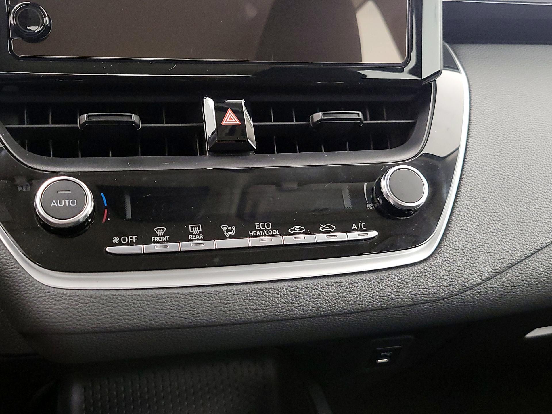 Thumbnail: 2024 Toyota Corolla - 16