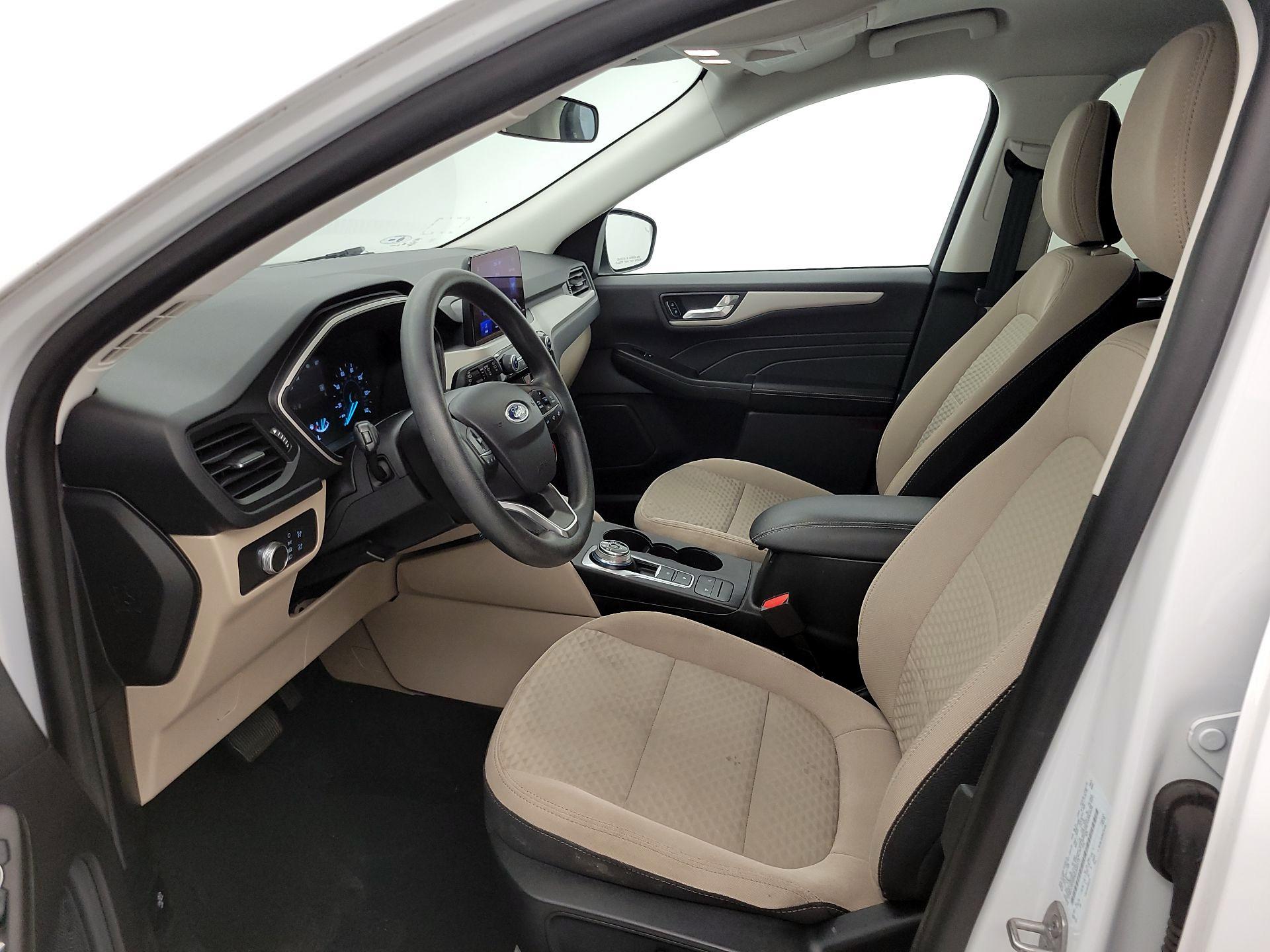 Thumbnail: 2021 Ford Escape - 11