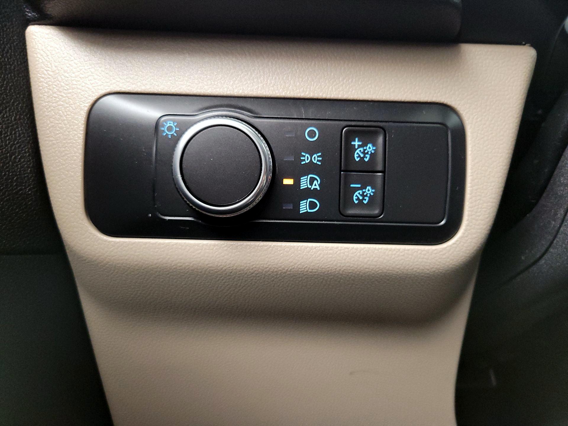 Thumbnail: 2021 Ford Escape - 13