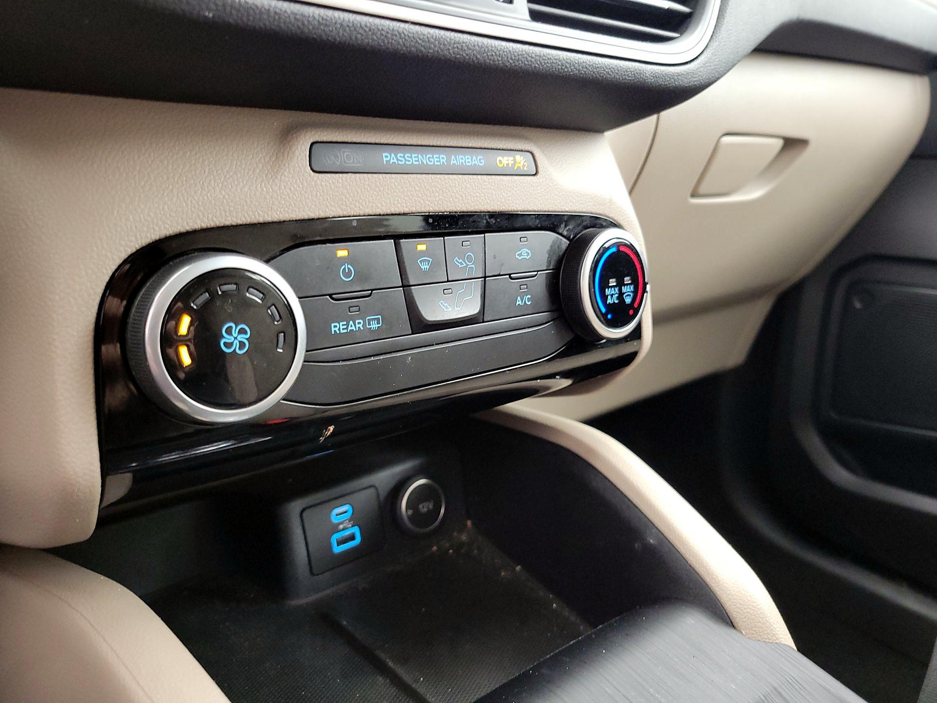 Thumbnail: 2021 Ford Escape - 16