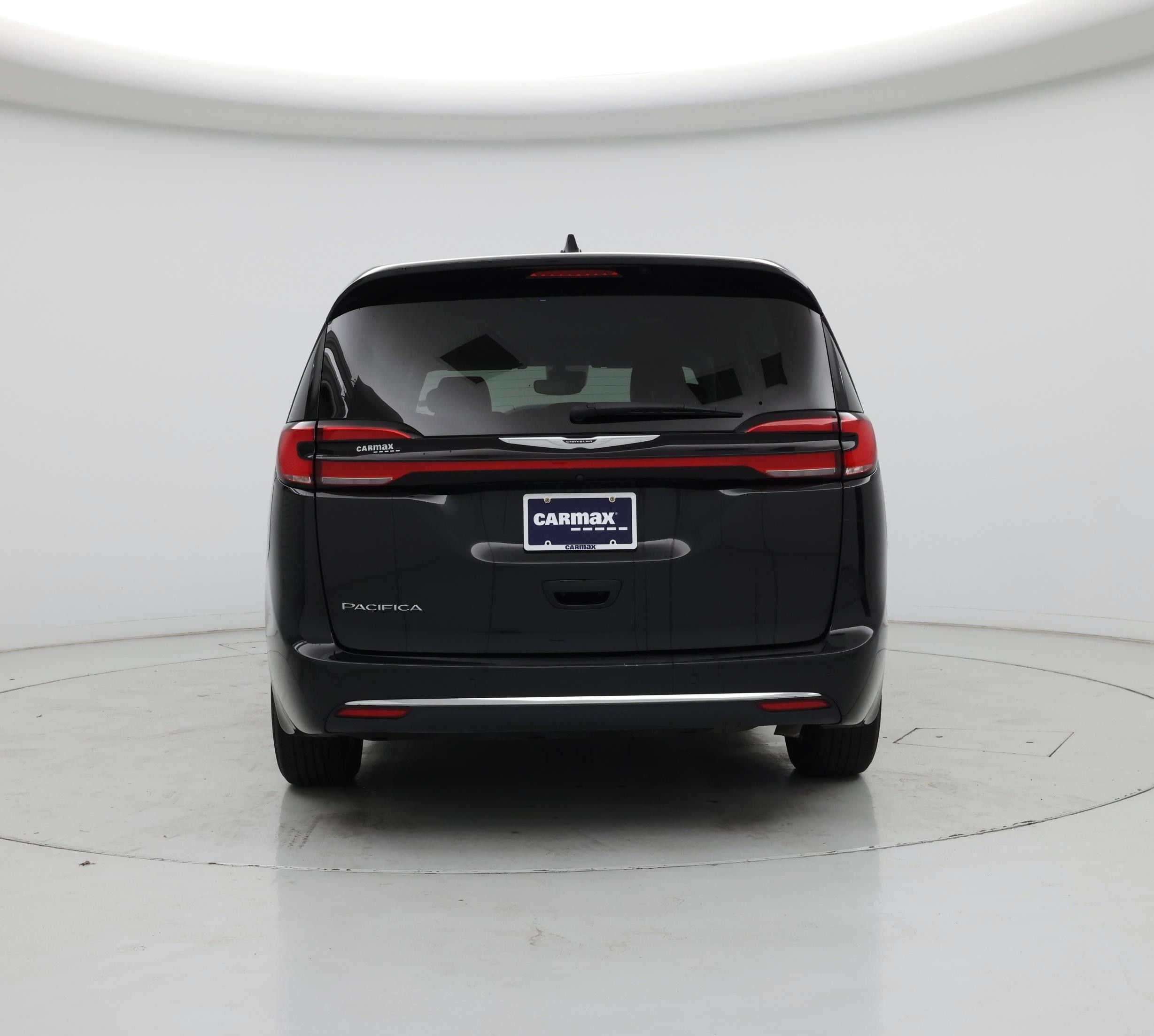 Thumbnail: 2023 Chrysler Pacifica - 6