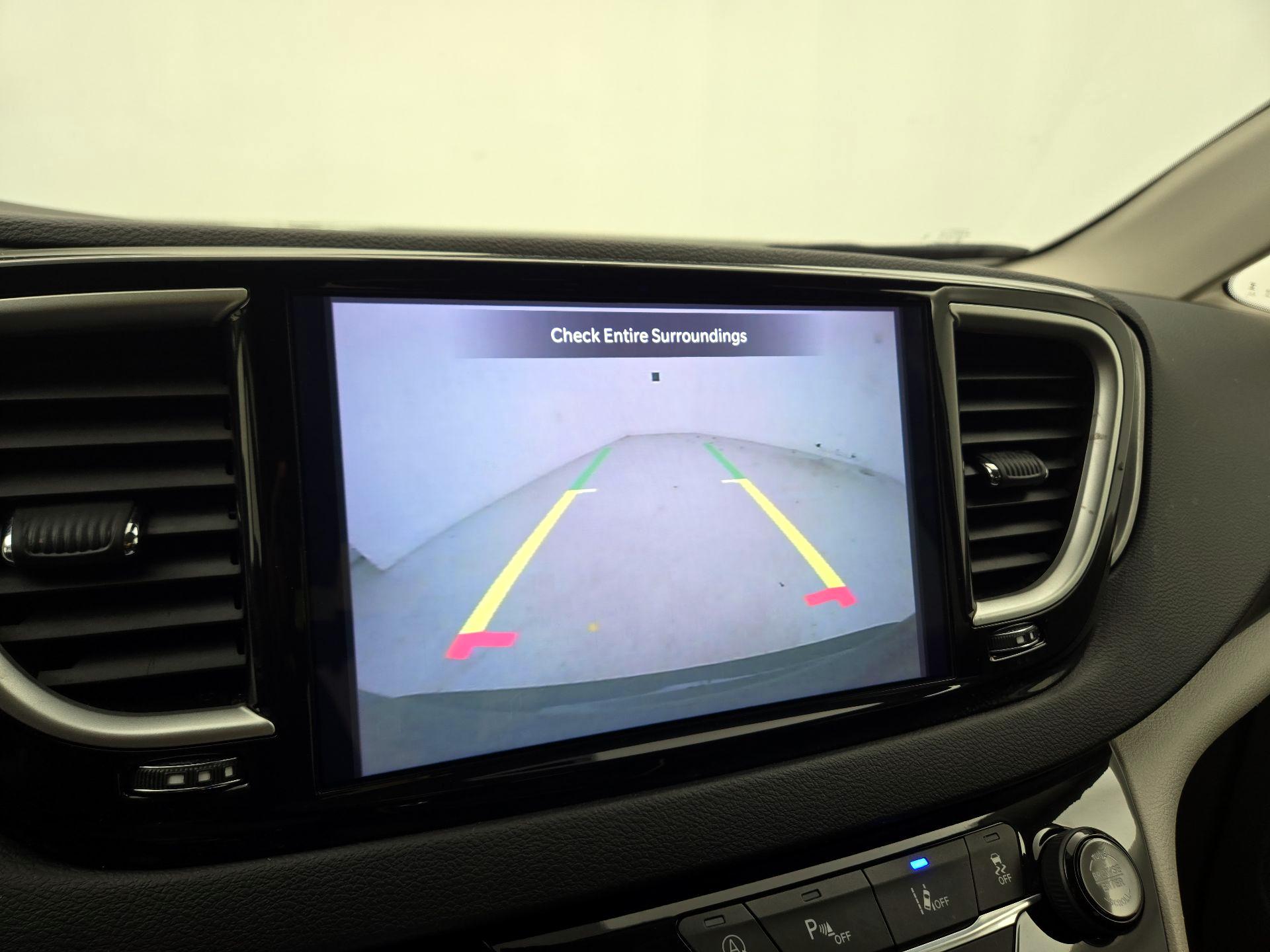 Thumbnail: 2023 Chrysler Pacifica - 14