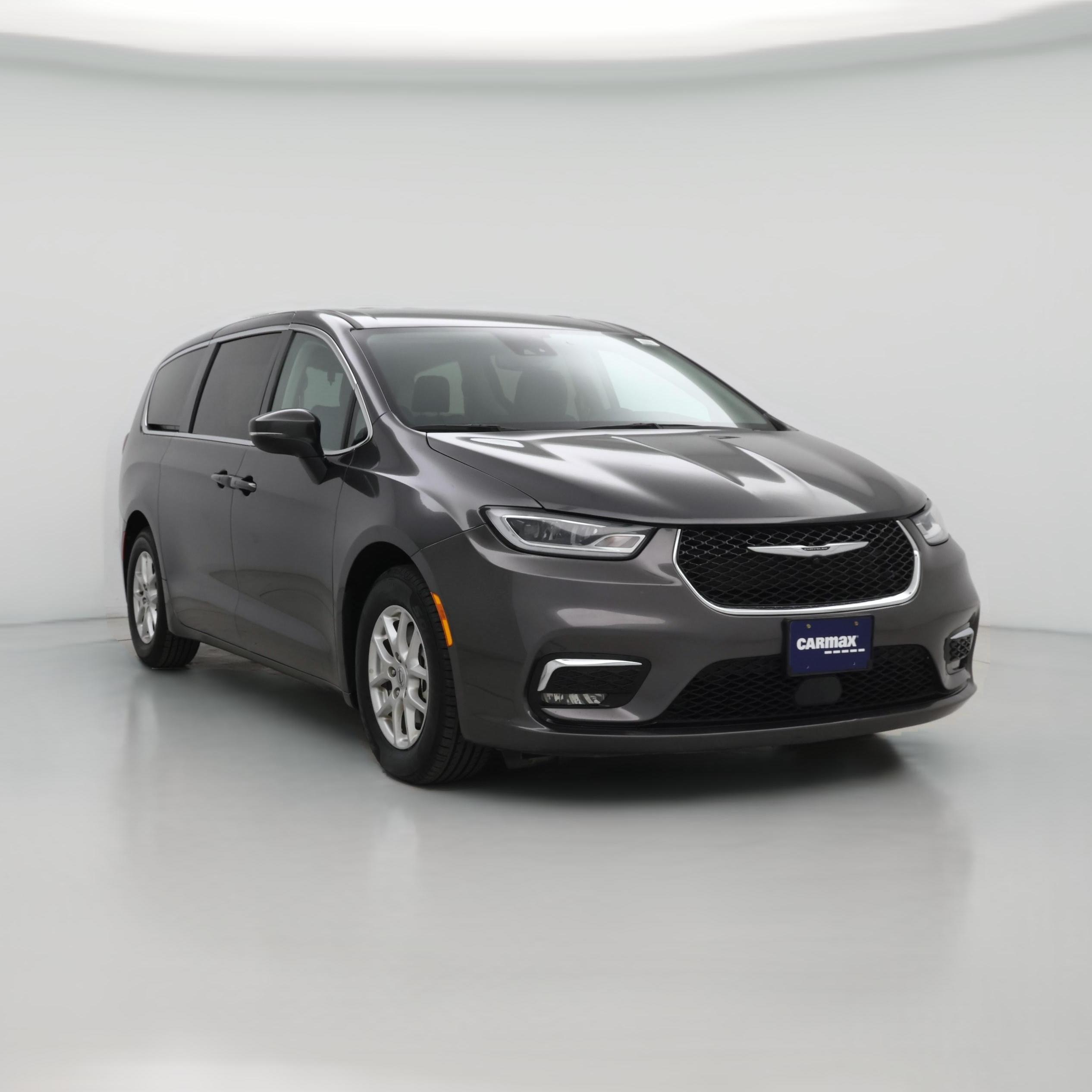 Thumbnail: 2023 Chrysler Pacifica - 1