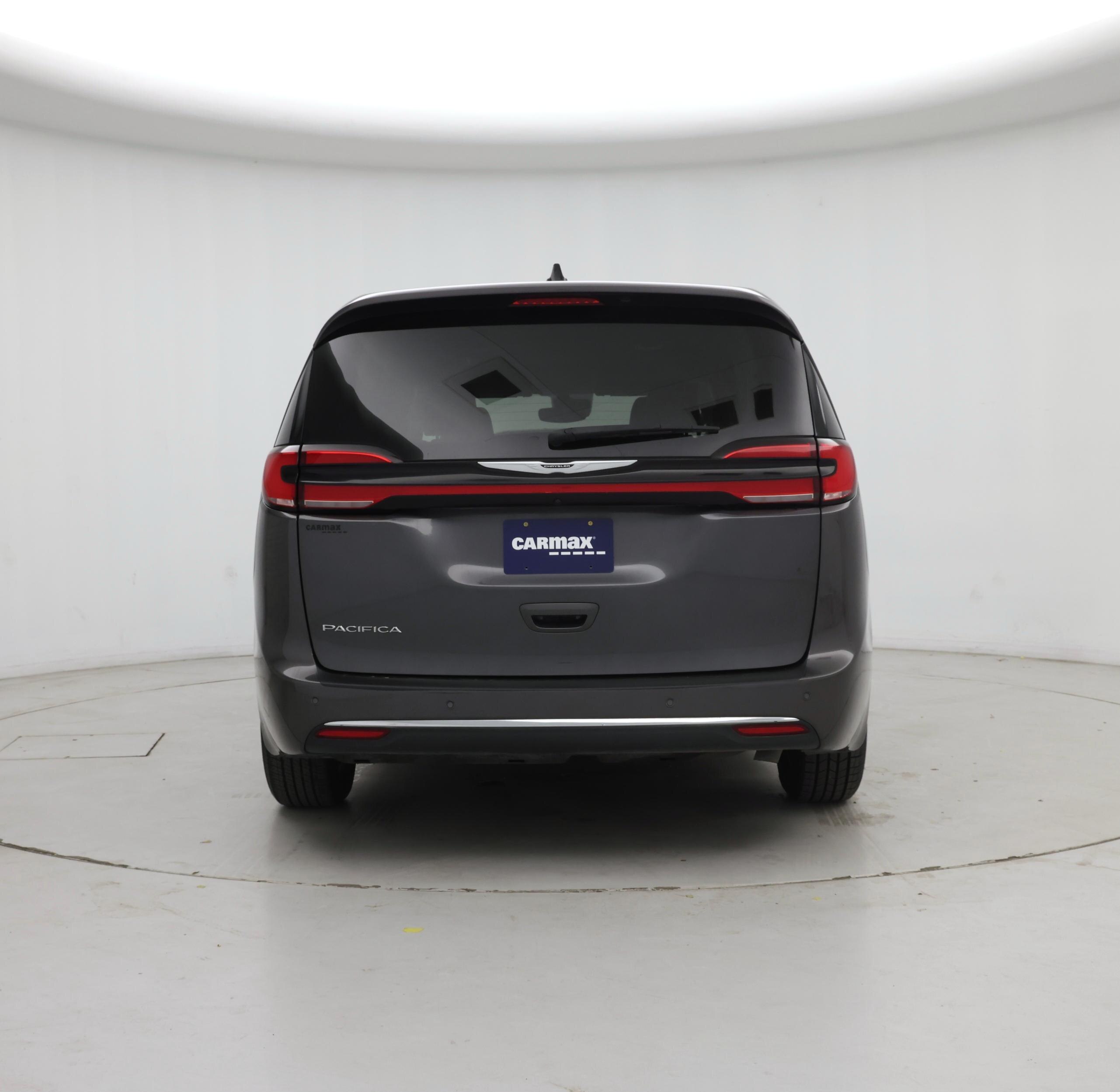 Thumbnail: 2023 Chrysler Pacifica - 6