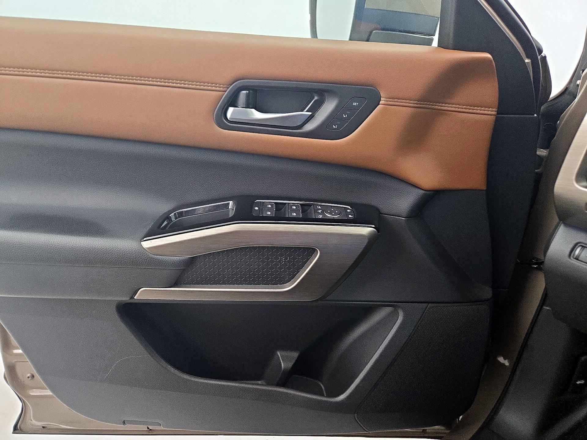 Thumbnail: 2024 Nissan Pathfinder - 12