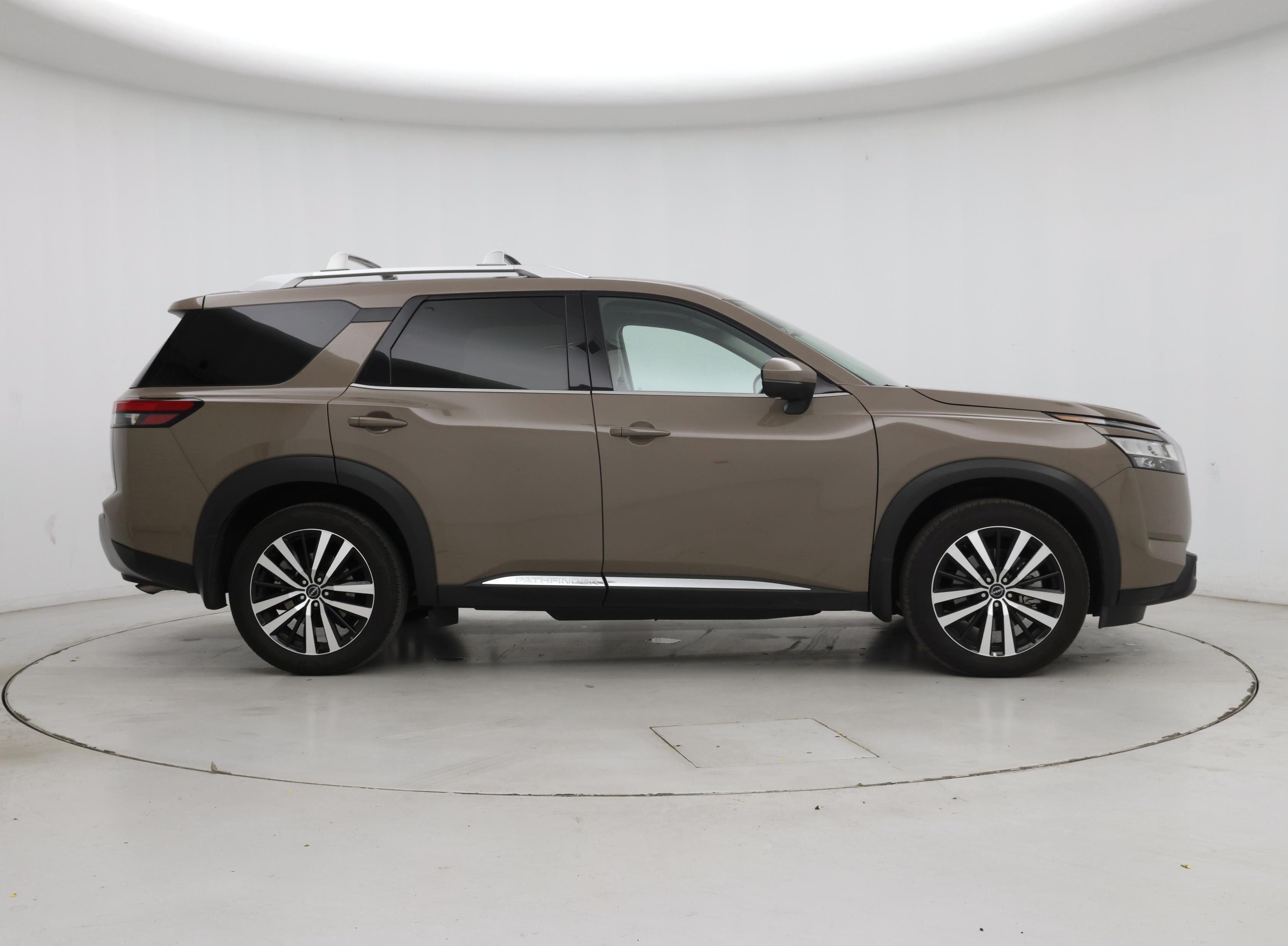 Thumbnail: 2024 Nissan Pathfinder - 7