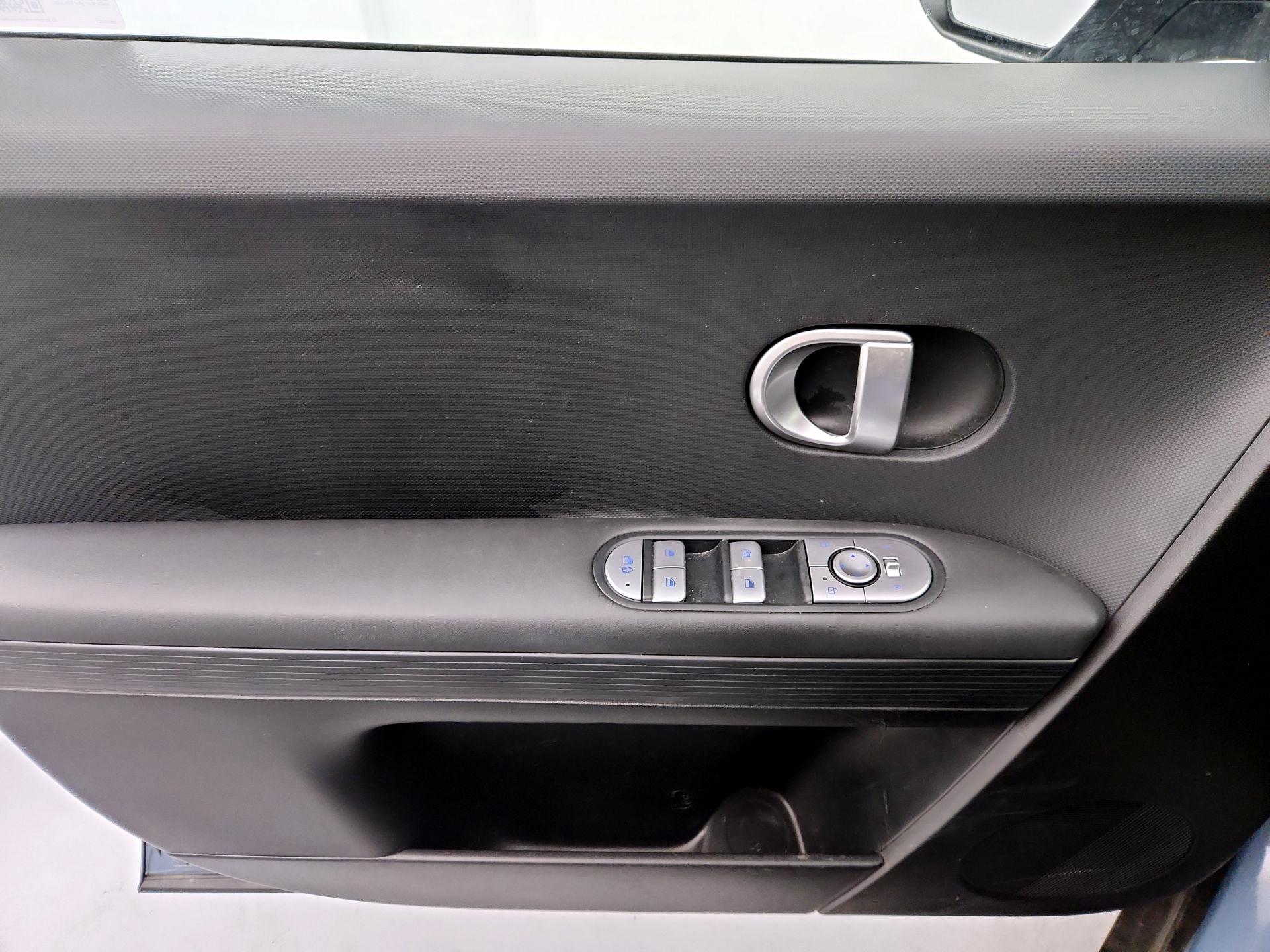 Thumbnail: 2024 Hyundai Ioniq 5 - 12