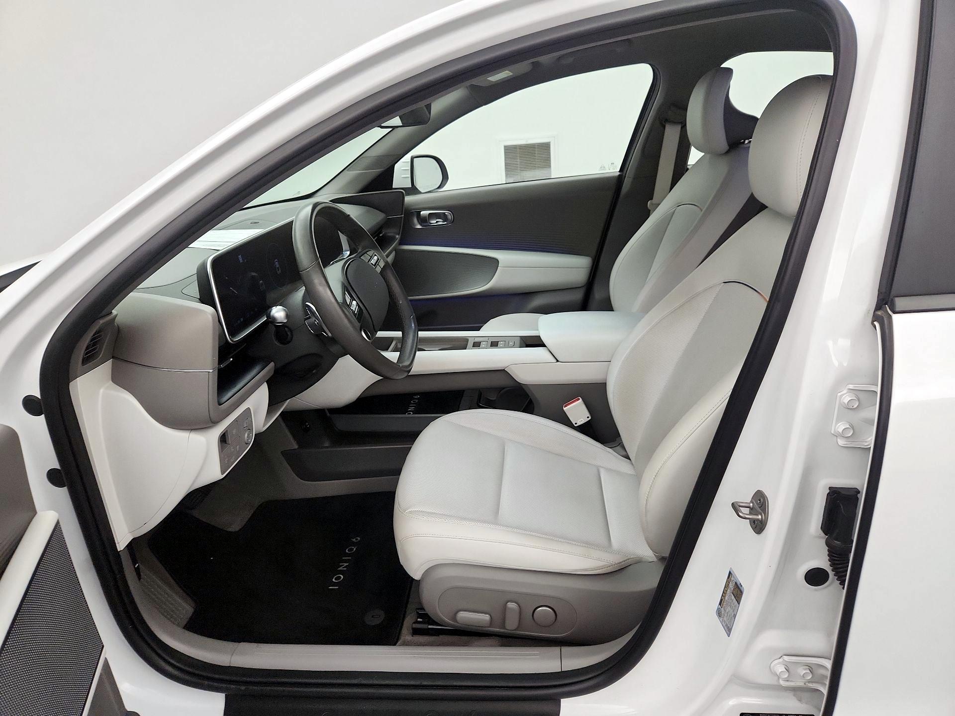 Thumbnail: 2024 Hyundai Ioniq 6 - 11