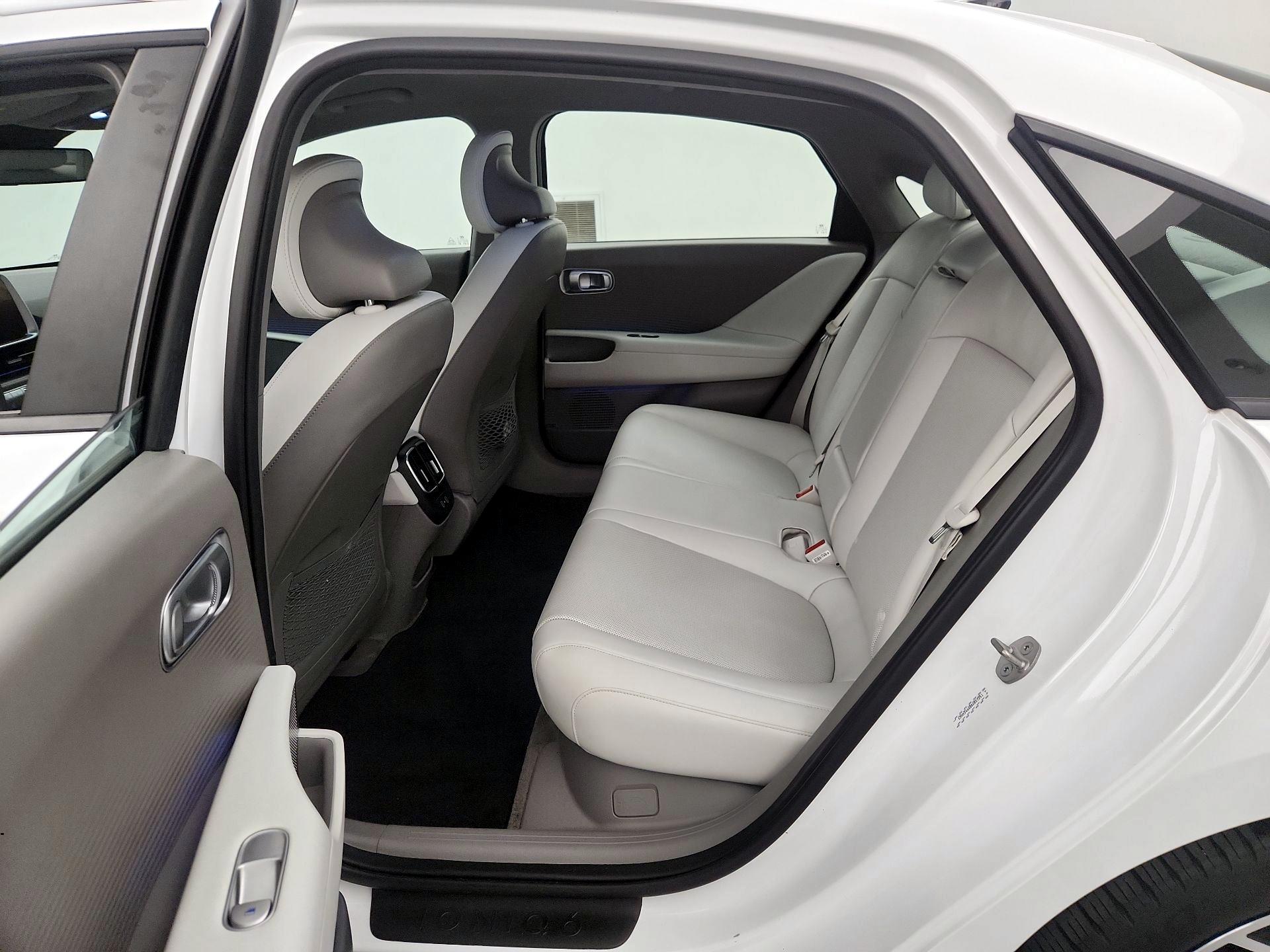 Thumbnail: 2024 Hyundai Ioniq 6 - 20