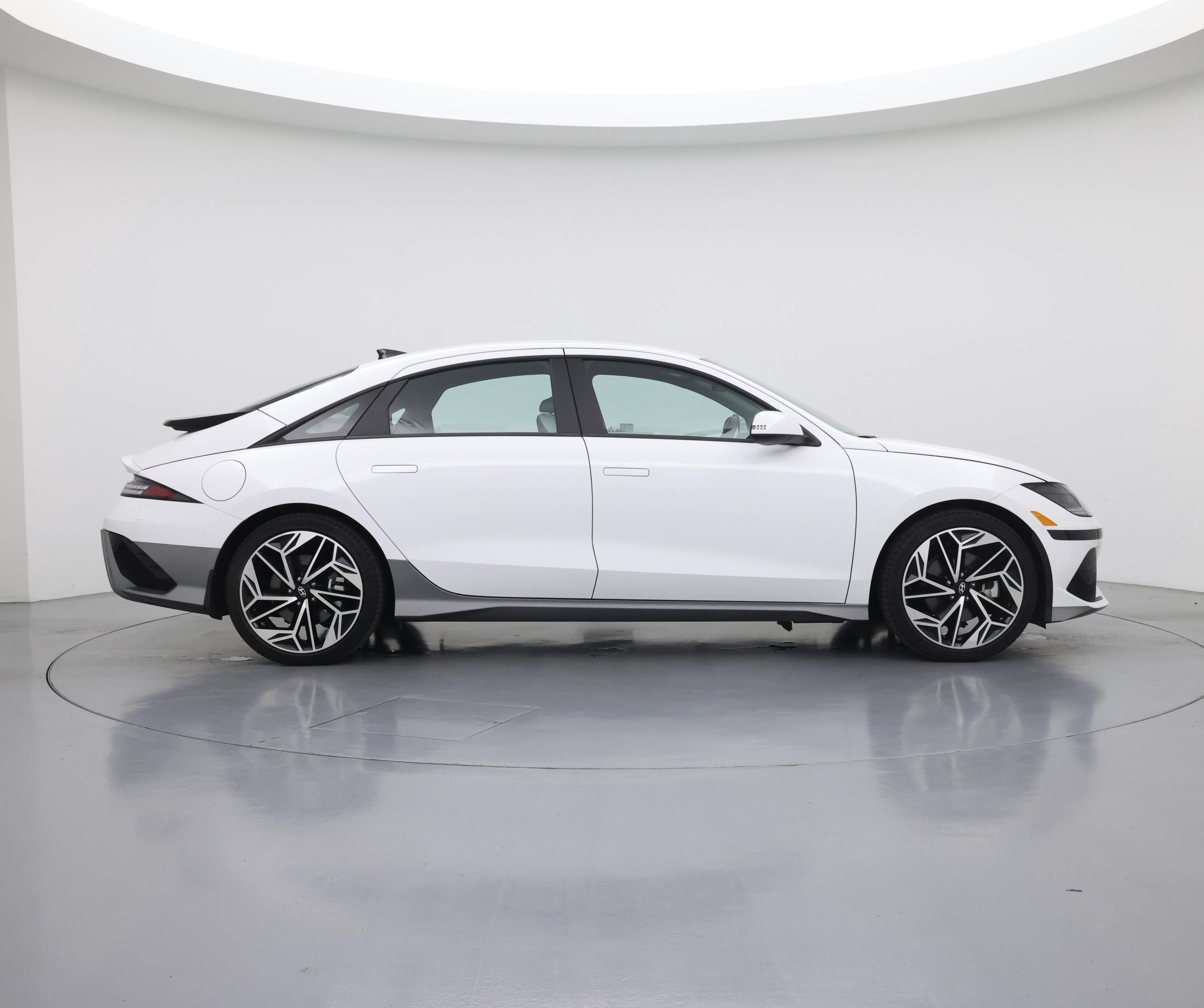 Thumbnail: 2024 Hyundai Ioniq 6 - 7