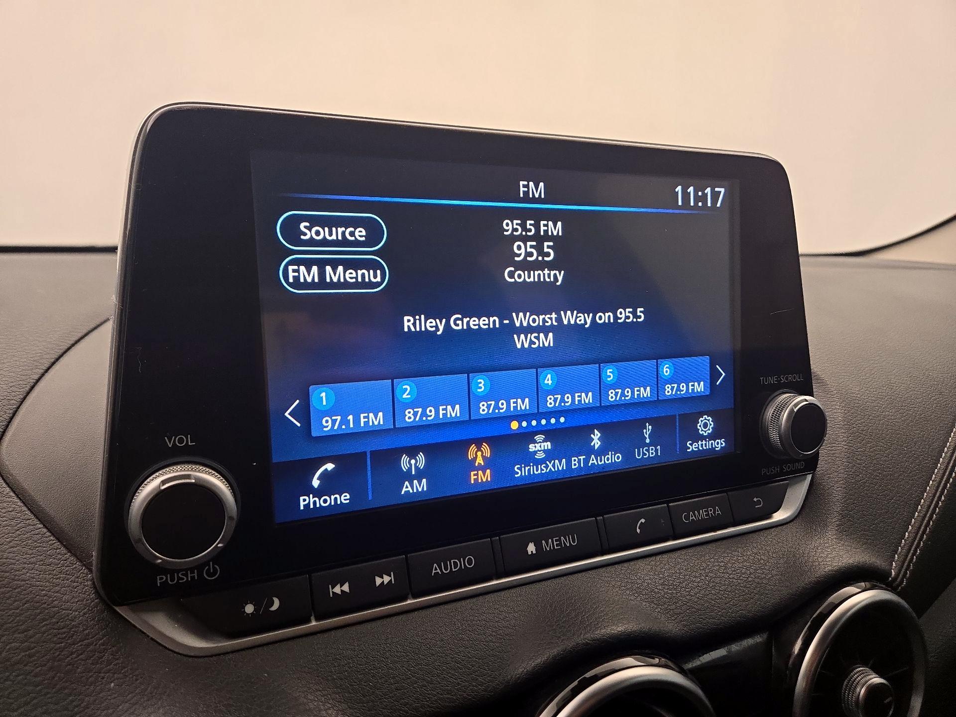 Thumbnail: 2023 Nissan Sentra - 15