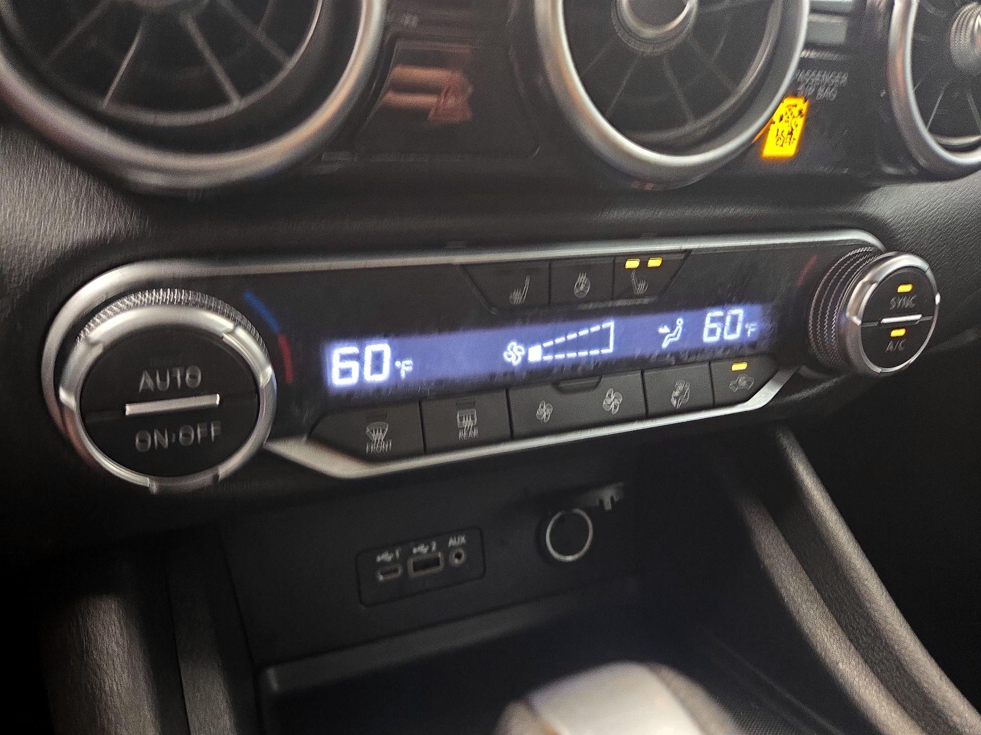 Thumbnail: 2023 Nissan Sentra - 16