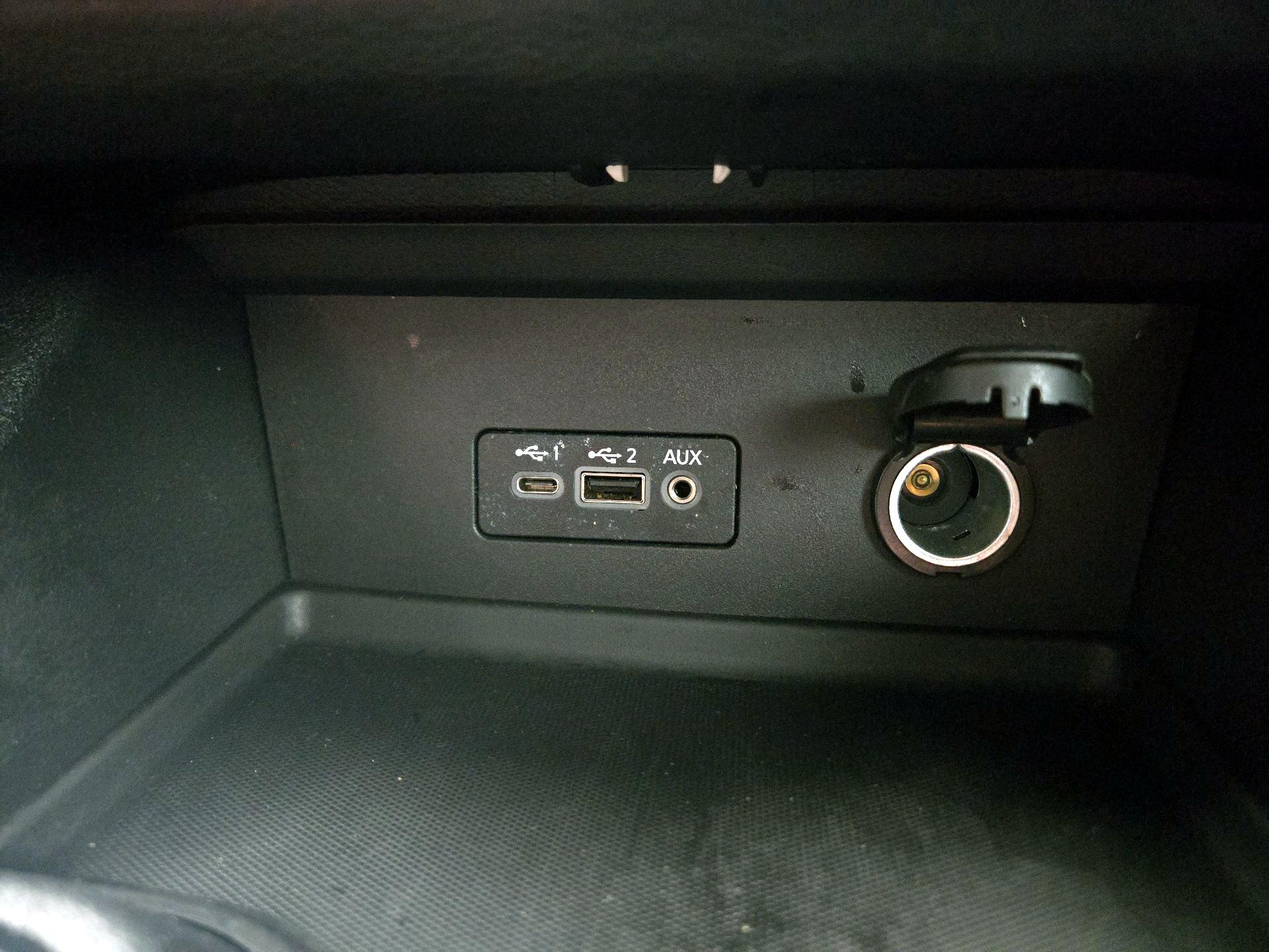 Thumbnail: 2023 Nissan Sentra - 18