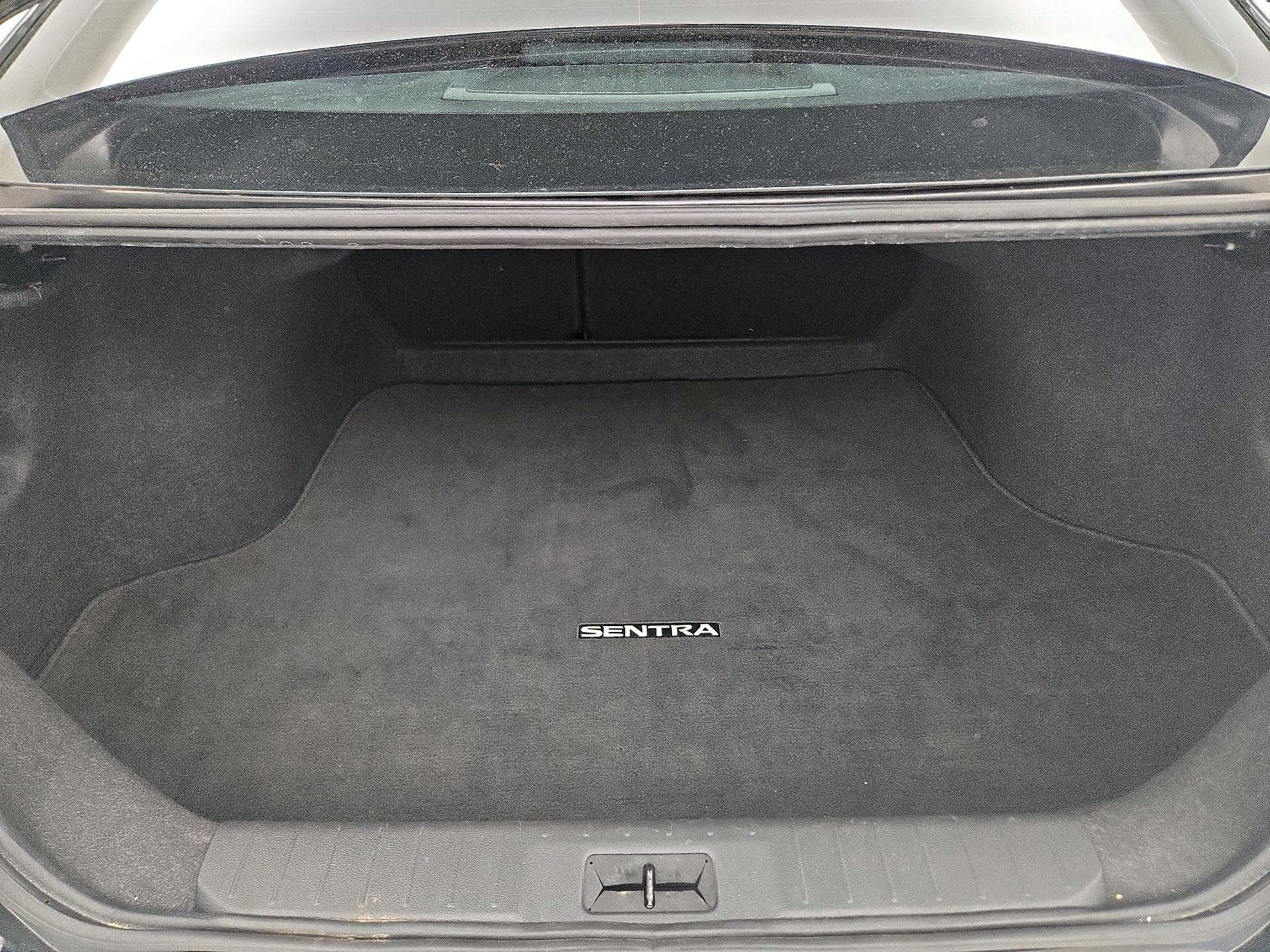 Thumbnail: 2023 Nissan Sentra - 20