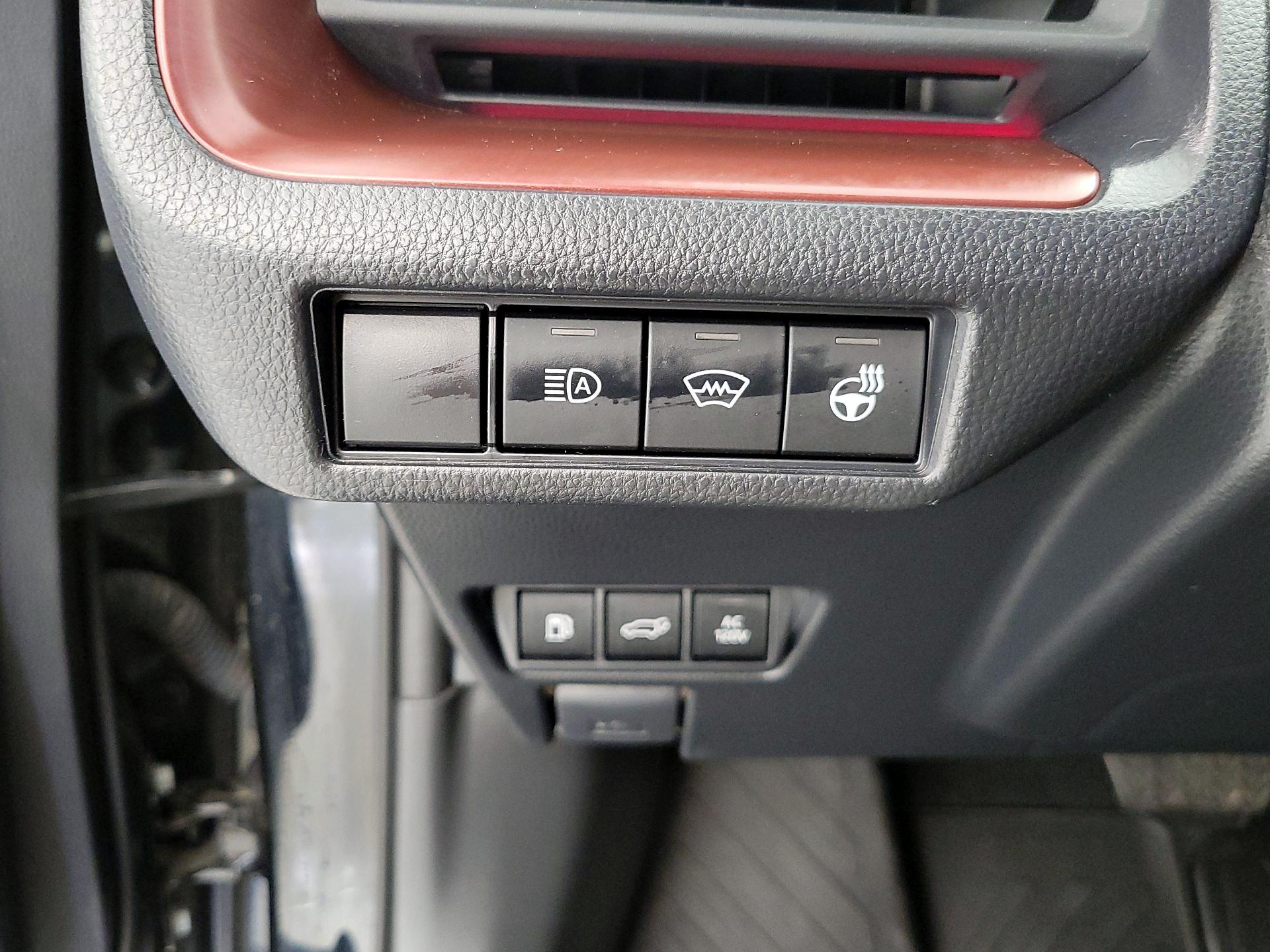 Thumbnail: 2024 Toyota Prius Prime - 13