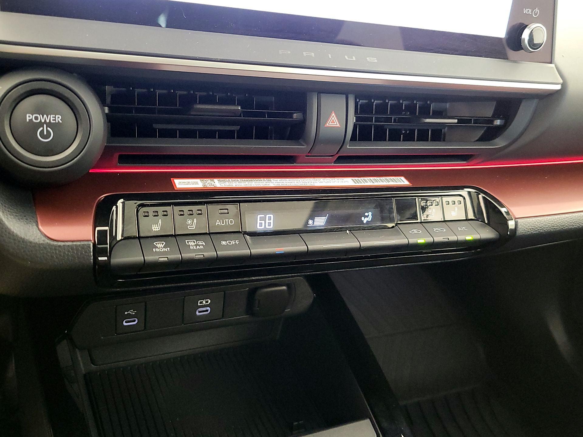 Thumbnail: 2024 Toyota Prius Prime - 16