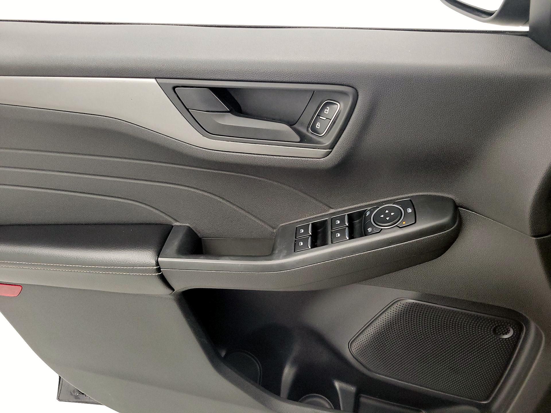 Thumbnail: 2023 Ford Escape - 12