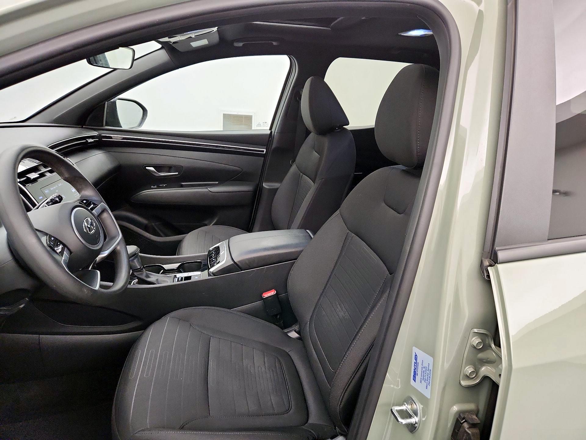 Thumbnail: 2023 Hyundai Santa Cruz - 11