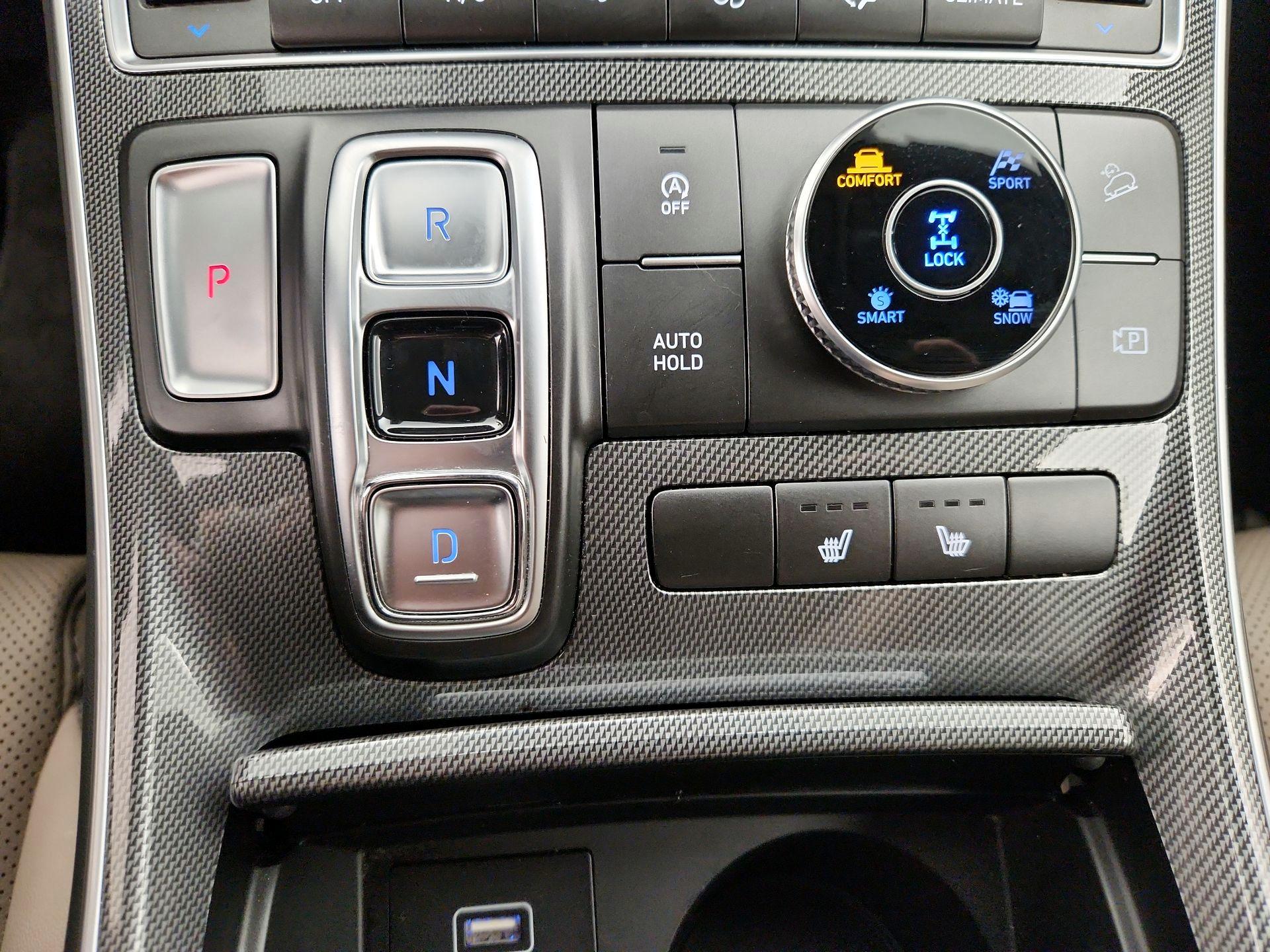 Thumbnail: 2023 Hyundai Santa Fe - 18