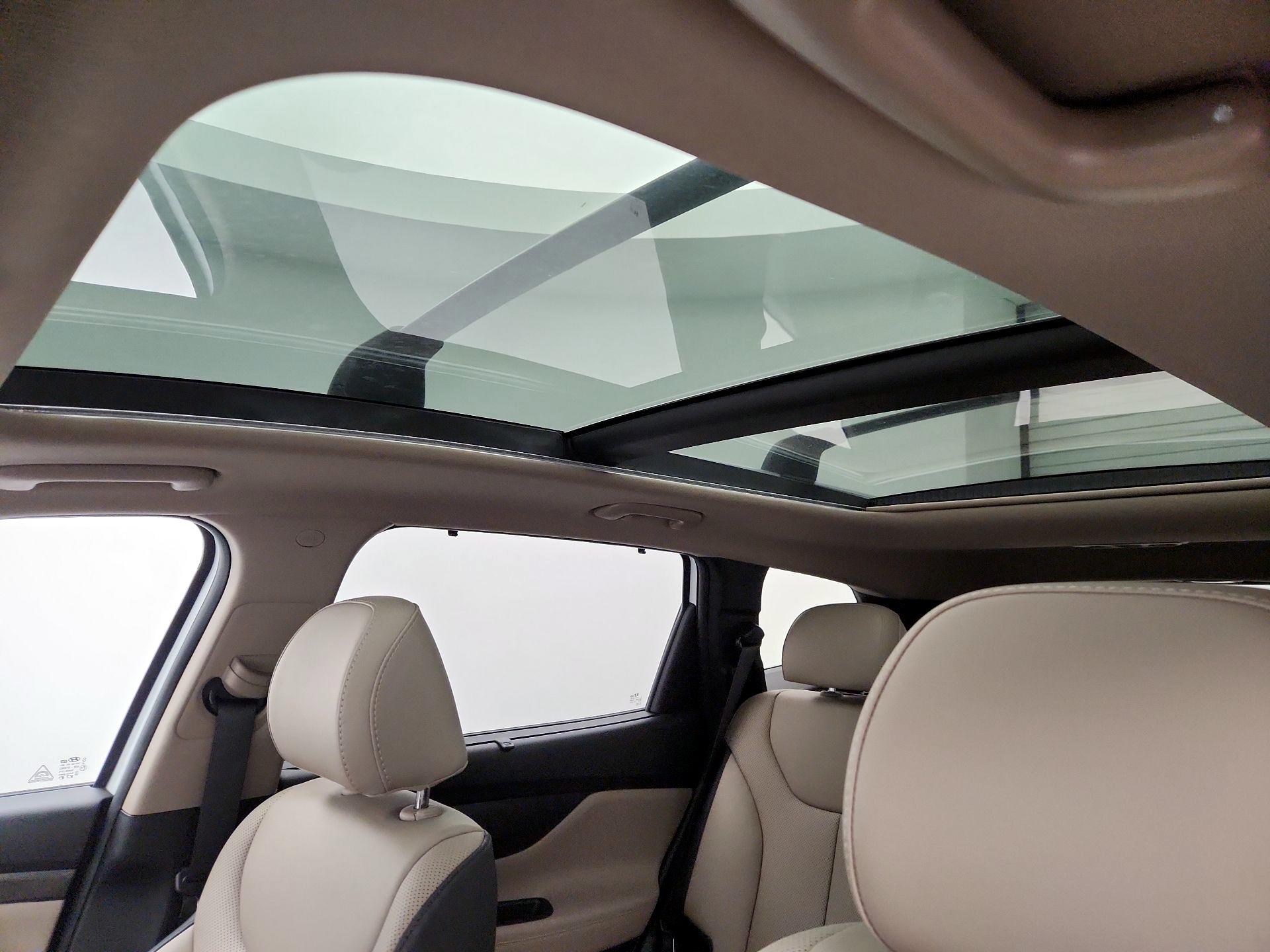 Thumbnail: 2023 Hyundai Santa Fe - 20