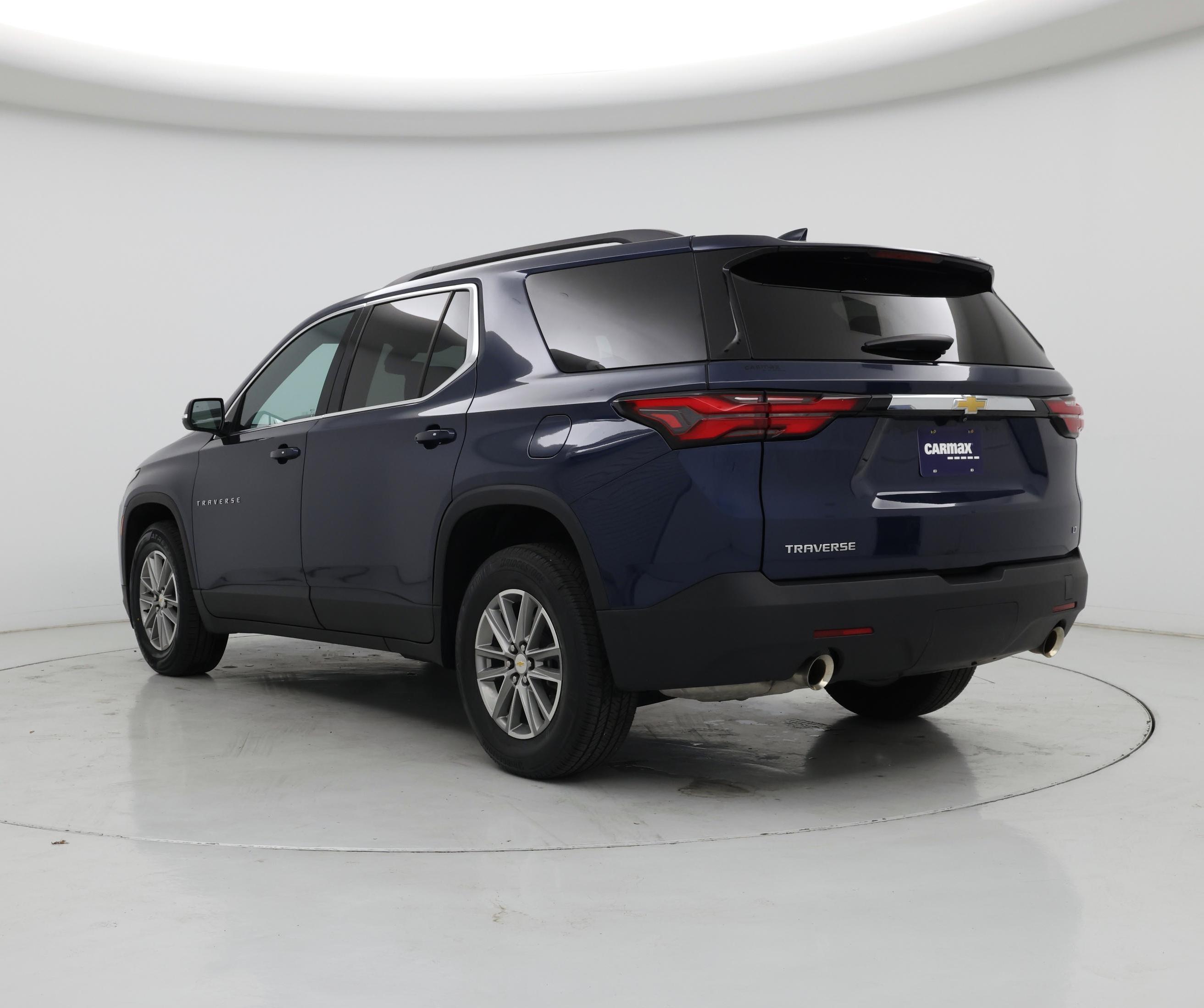 Thumbnail: 2023 Chevrolet Traverse - 2