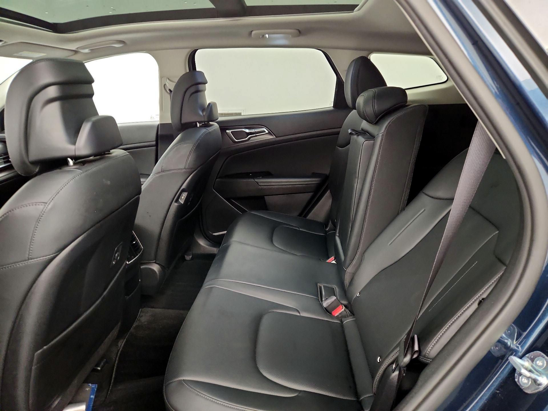 Thumbnail: 2023 Kia Sportage - 20