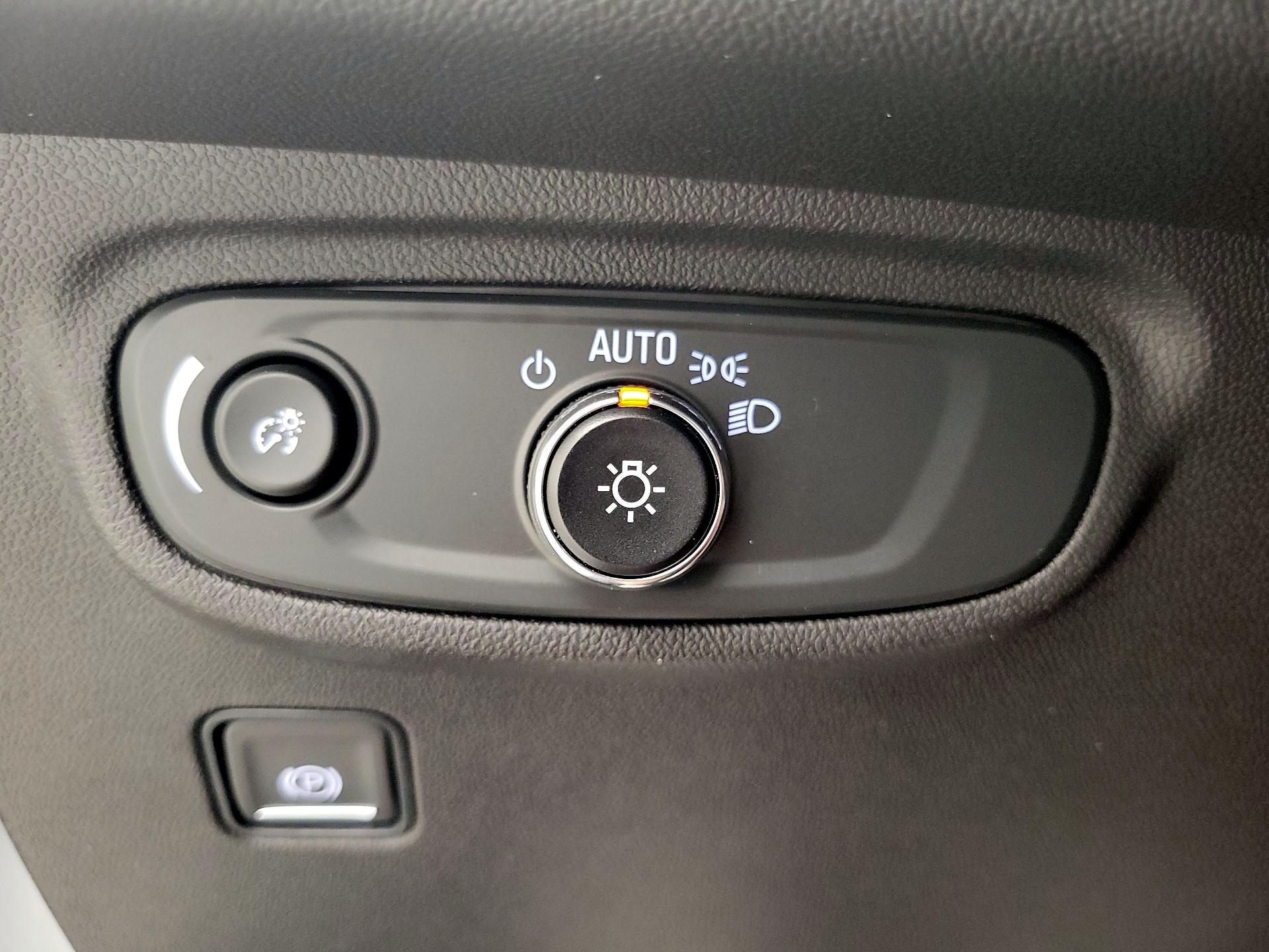 Thumbnail: 2023 GMC Terrain - 13