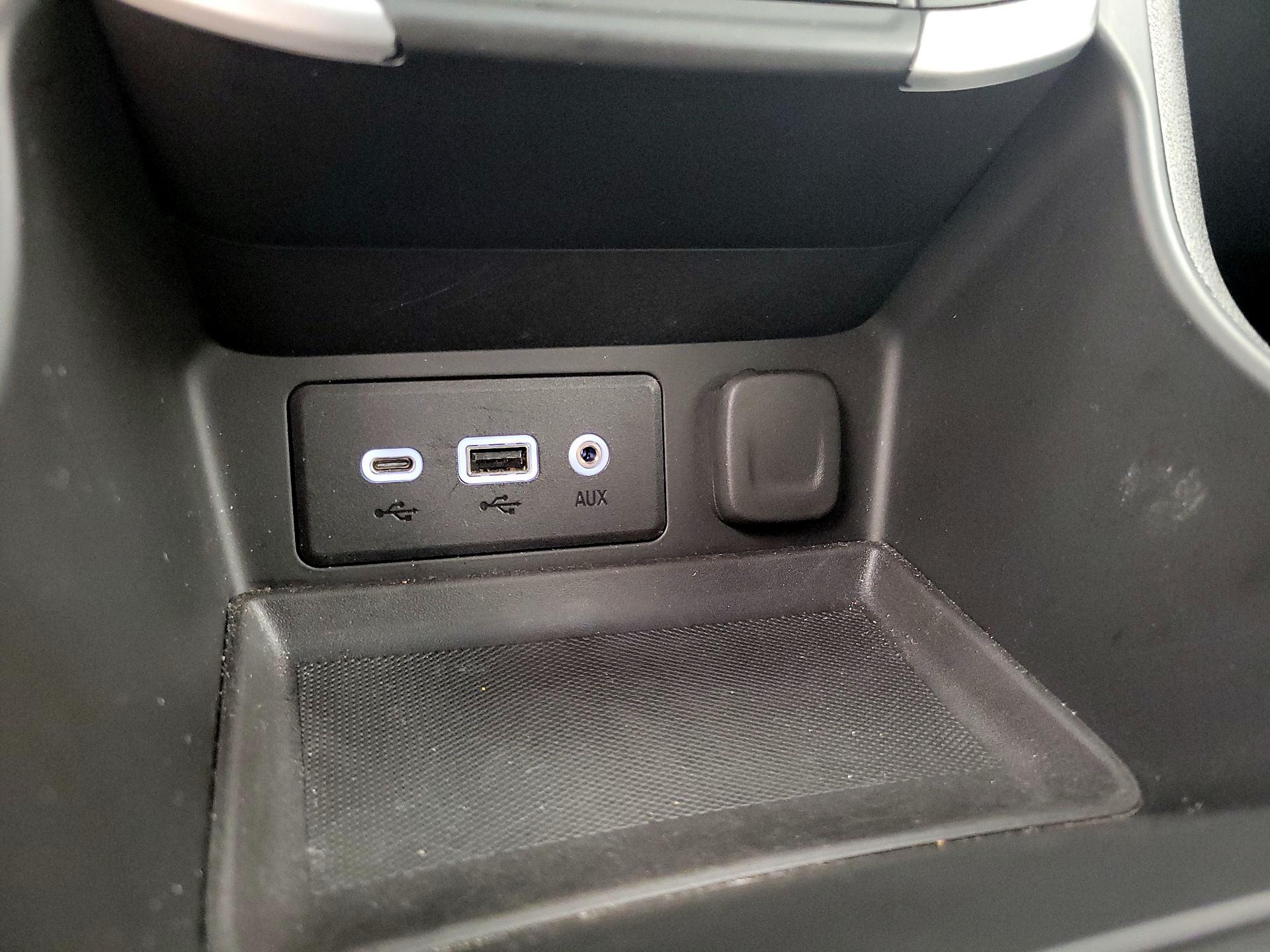 Thumbnail: 2023 GMC Terrain - 18