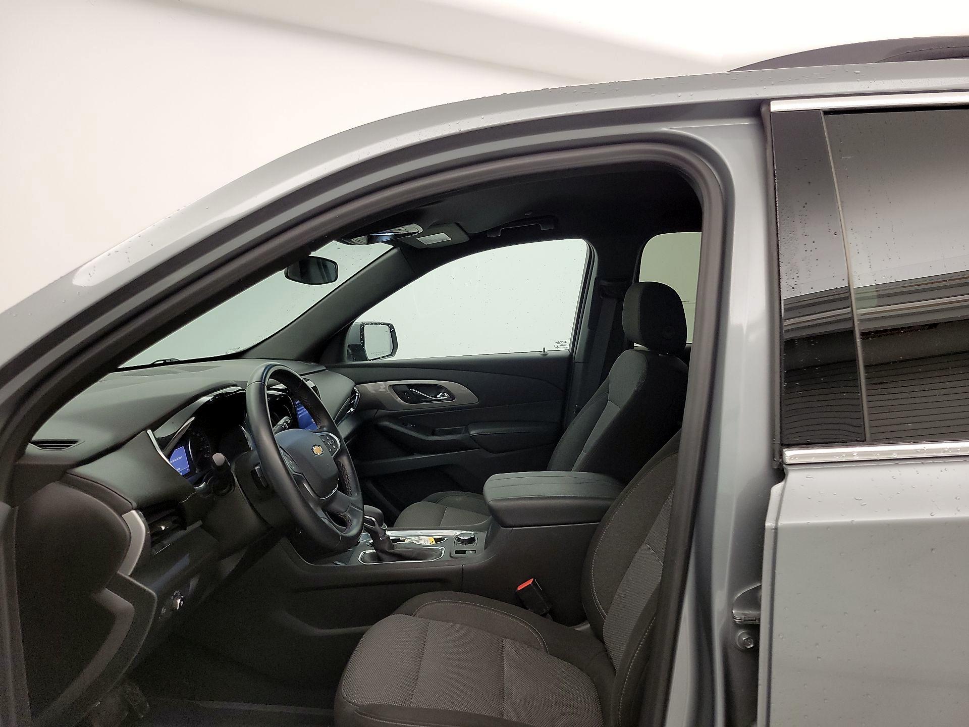 Thumbnail: 2023 Chevrolet Traverse - 11