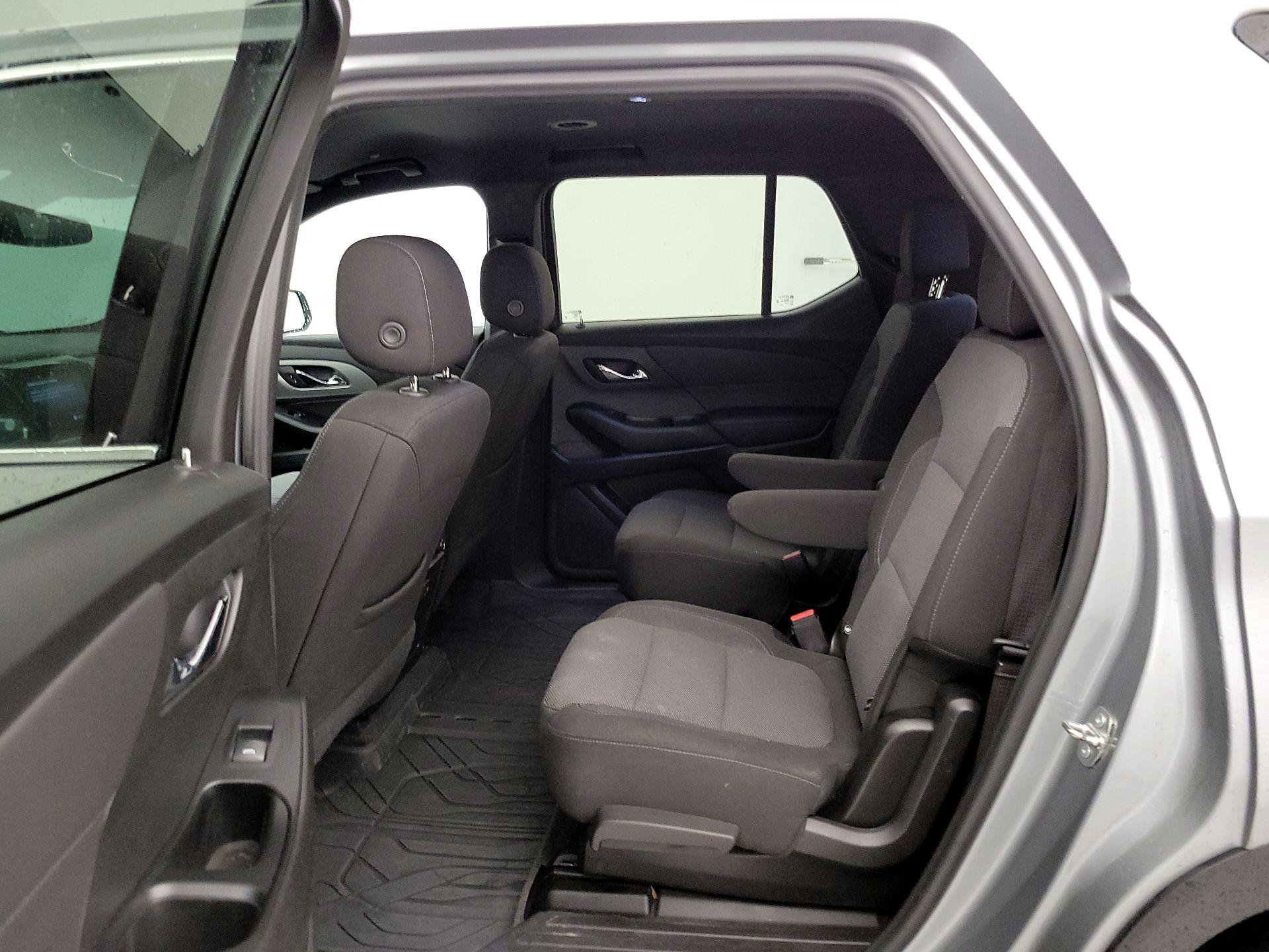 Thumbnail: 2023 Chevrolet Traverse - 19