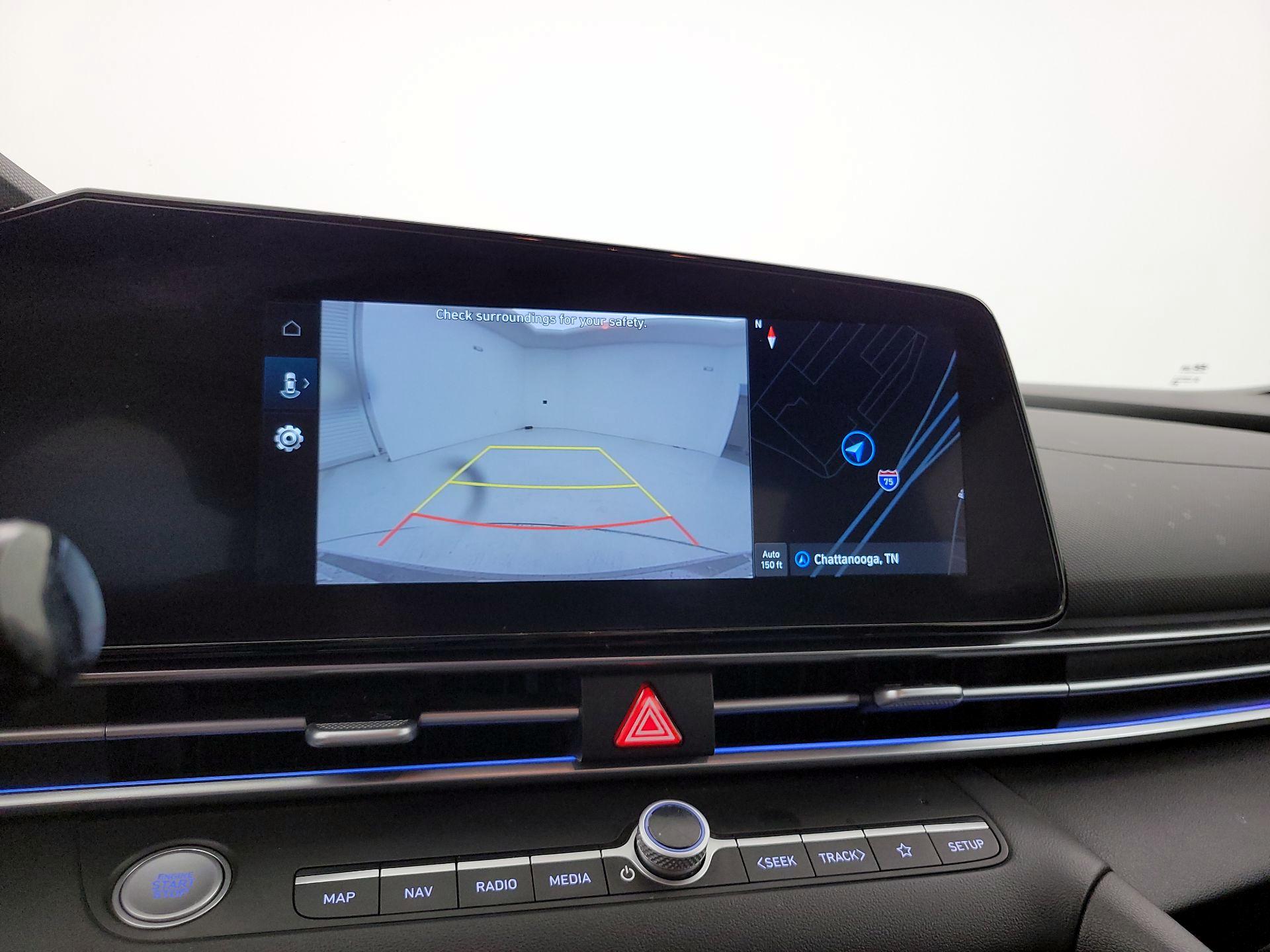 Thumbnail: 2024 Hyundai Elantra - 15