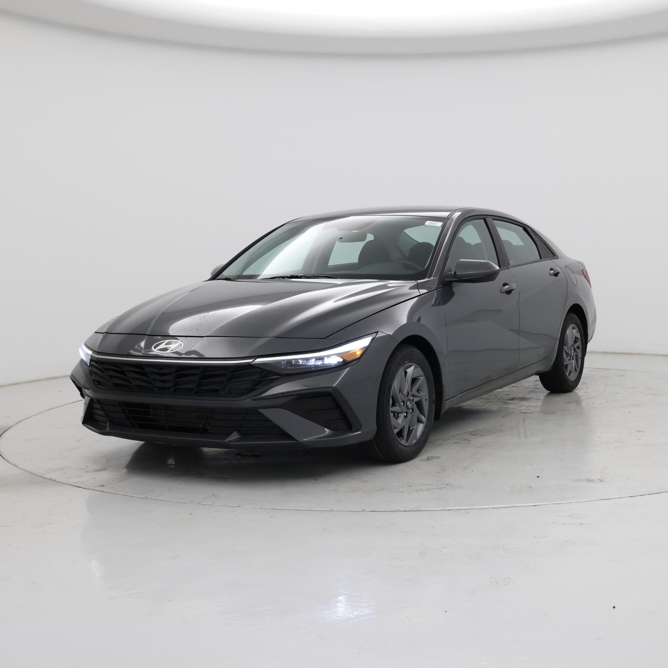 Thumbnail: 2024 Hyundai Elantra - 4
